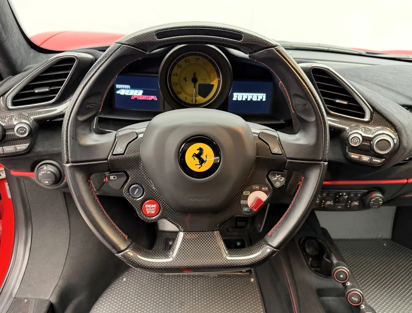 2019 Ferrari 488 Pista, 12/30