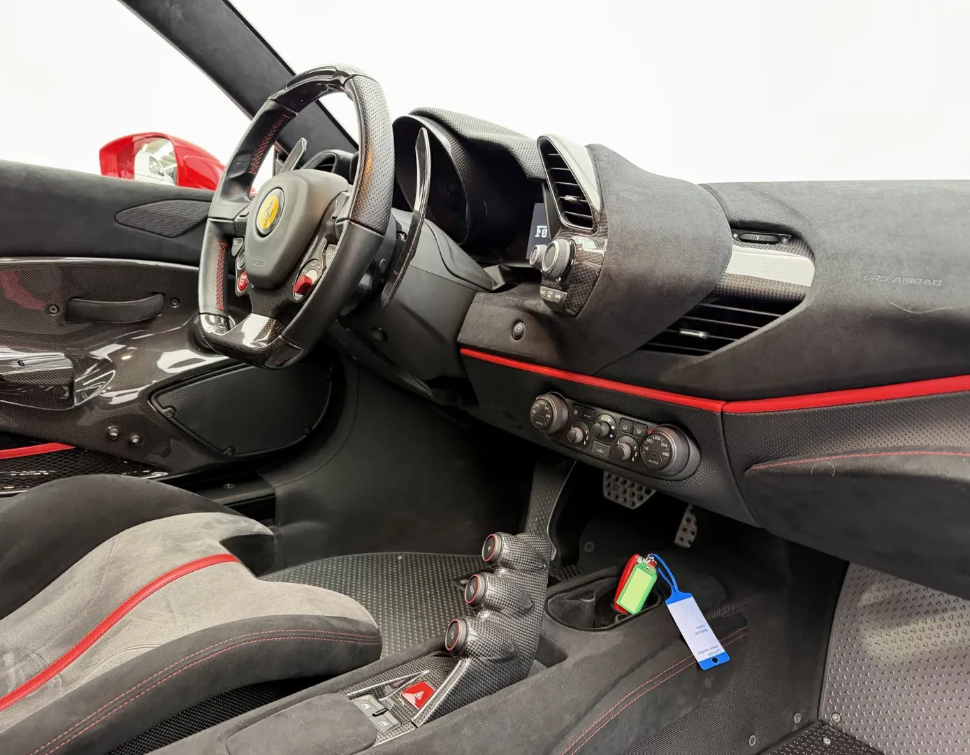2019 Ferrari 488 Pista, 14/30