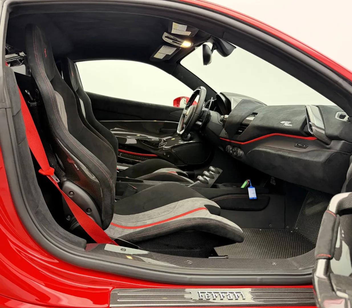 2019 Ferrari 488 Pista, 24/30
