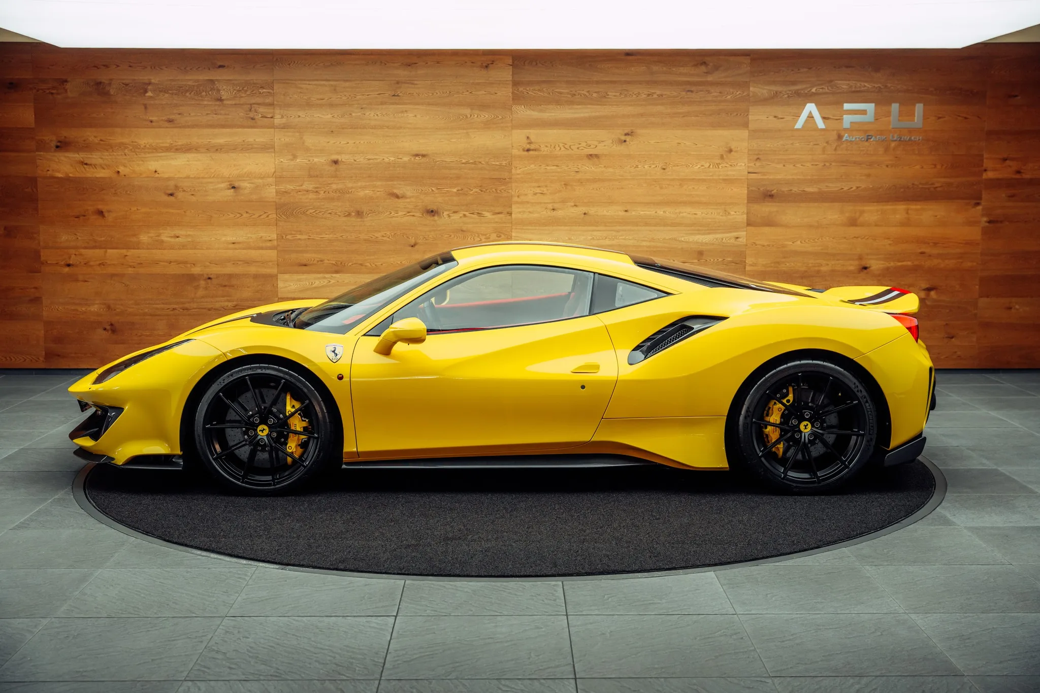 2019 Ferrari 488 Pista, 8/29