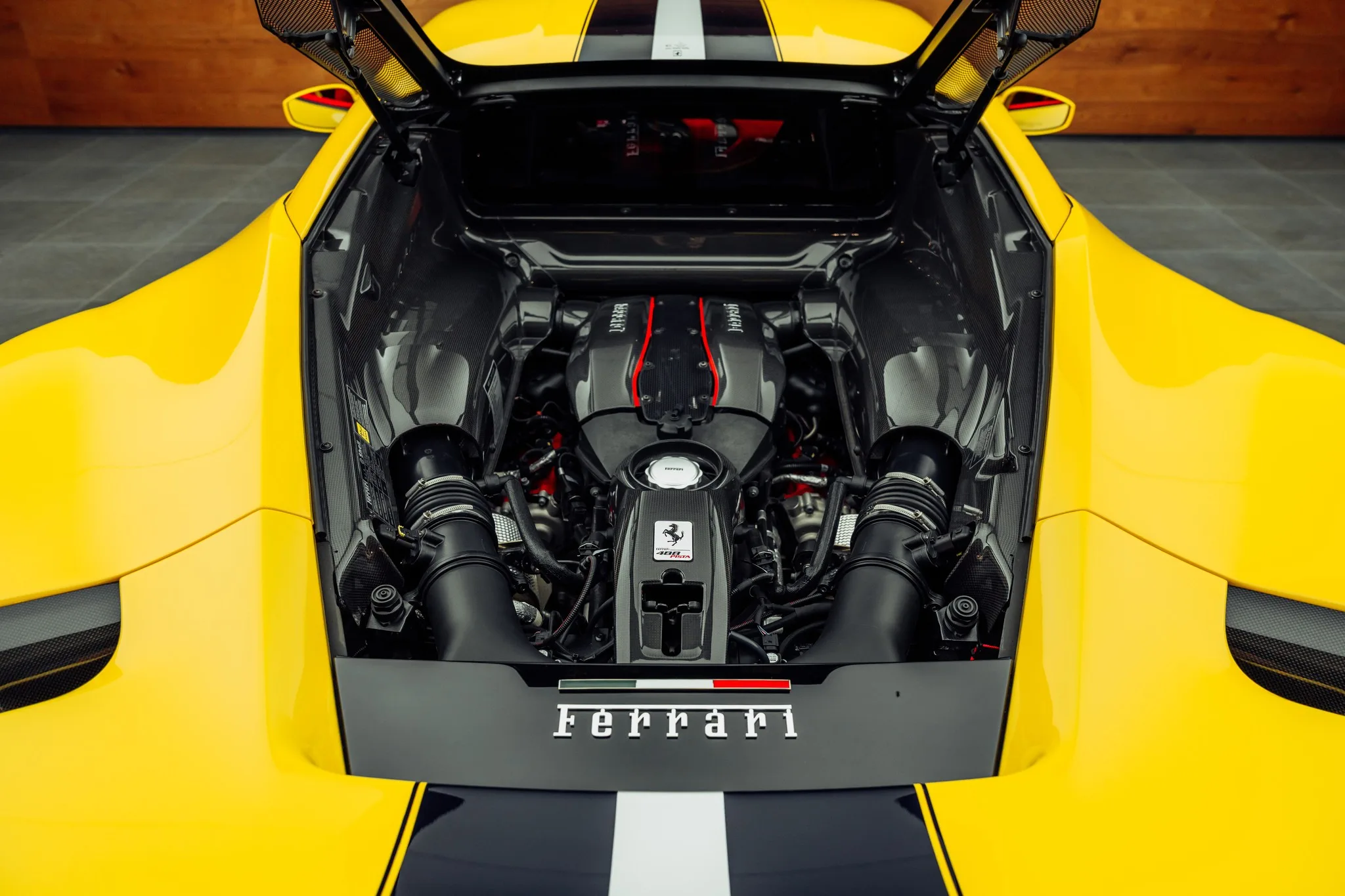 2019 Ferrari 488 Pista, 21/29