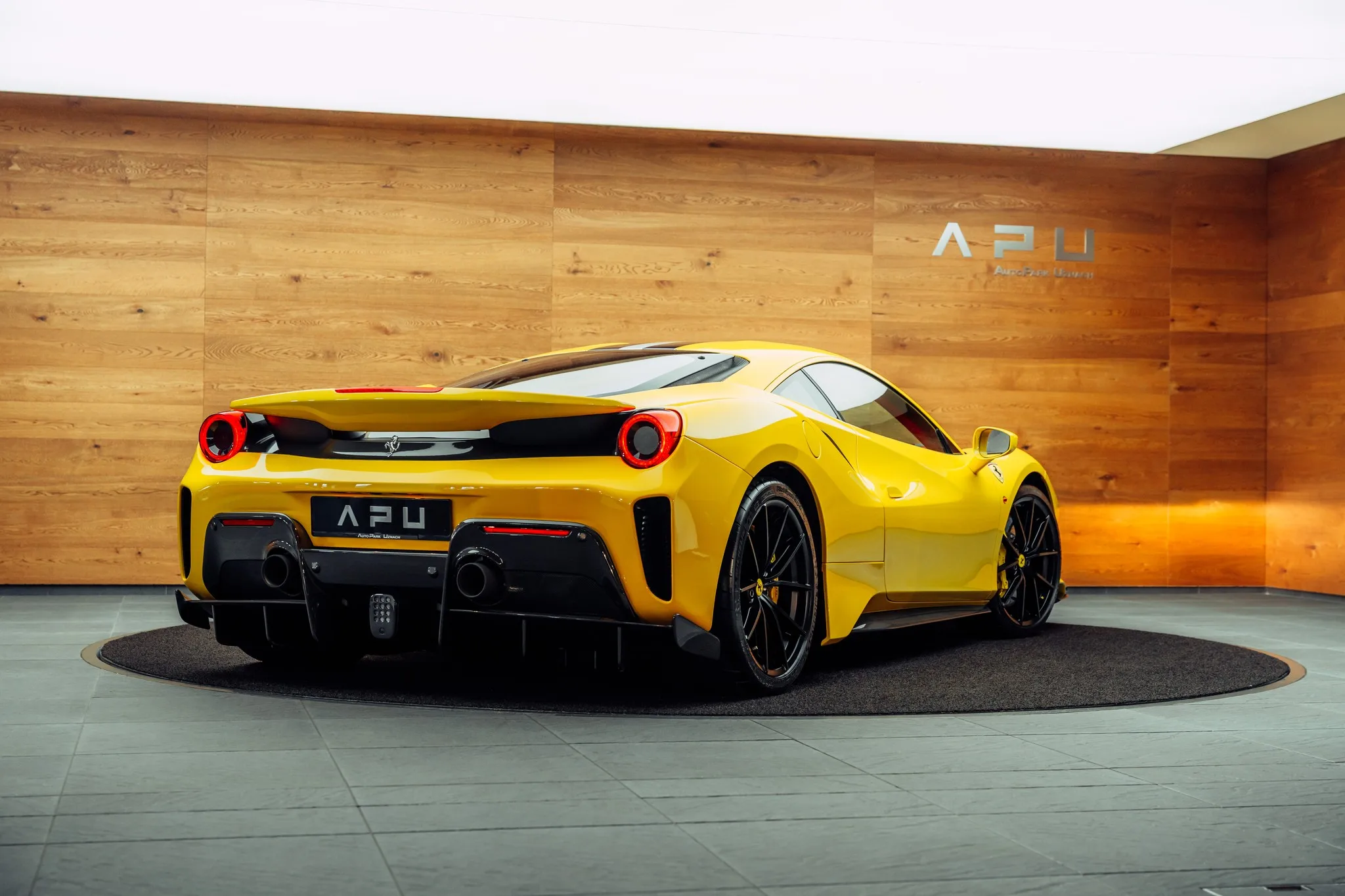2019 Ferrari 488 Pista, 27/29