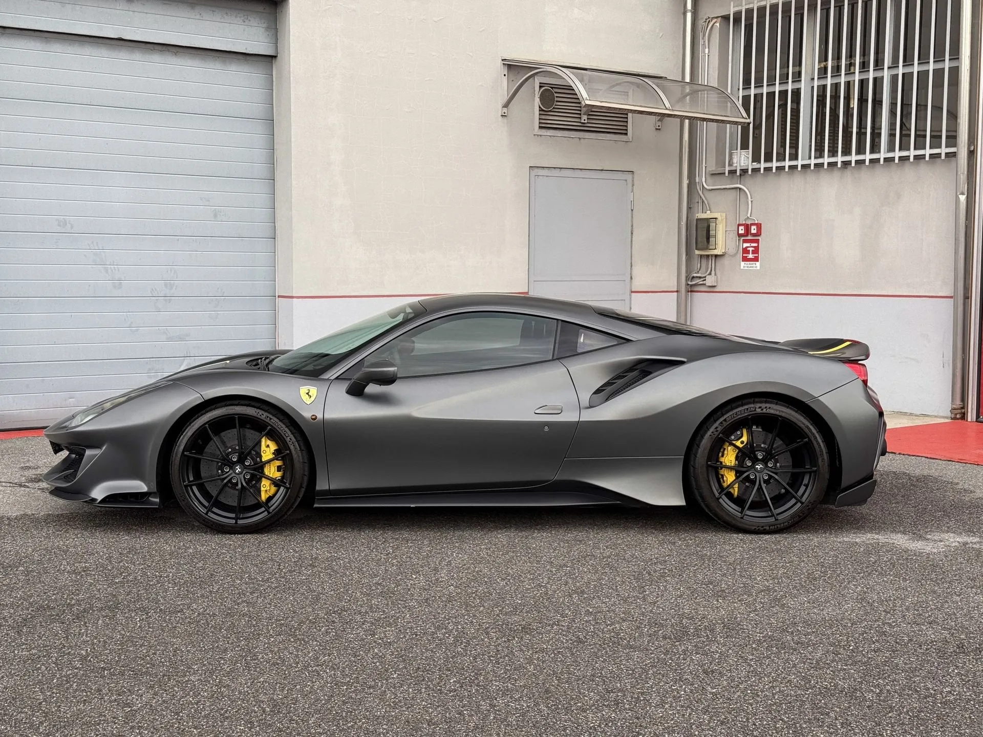 2019 Ferrari 488 Pista, 6/22