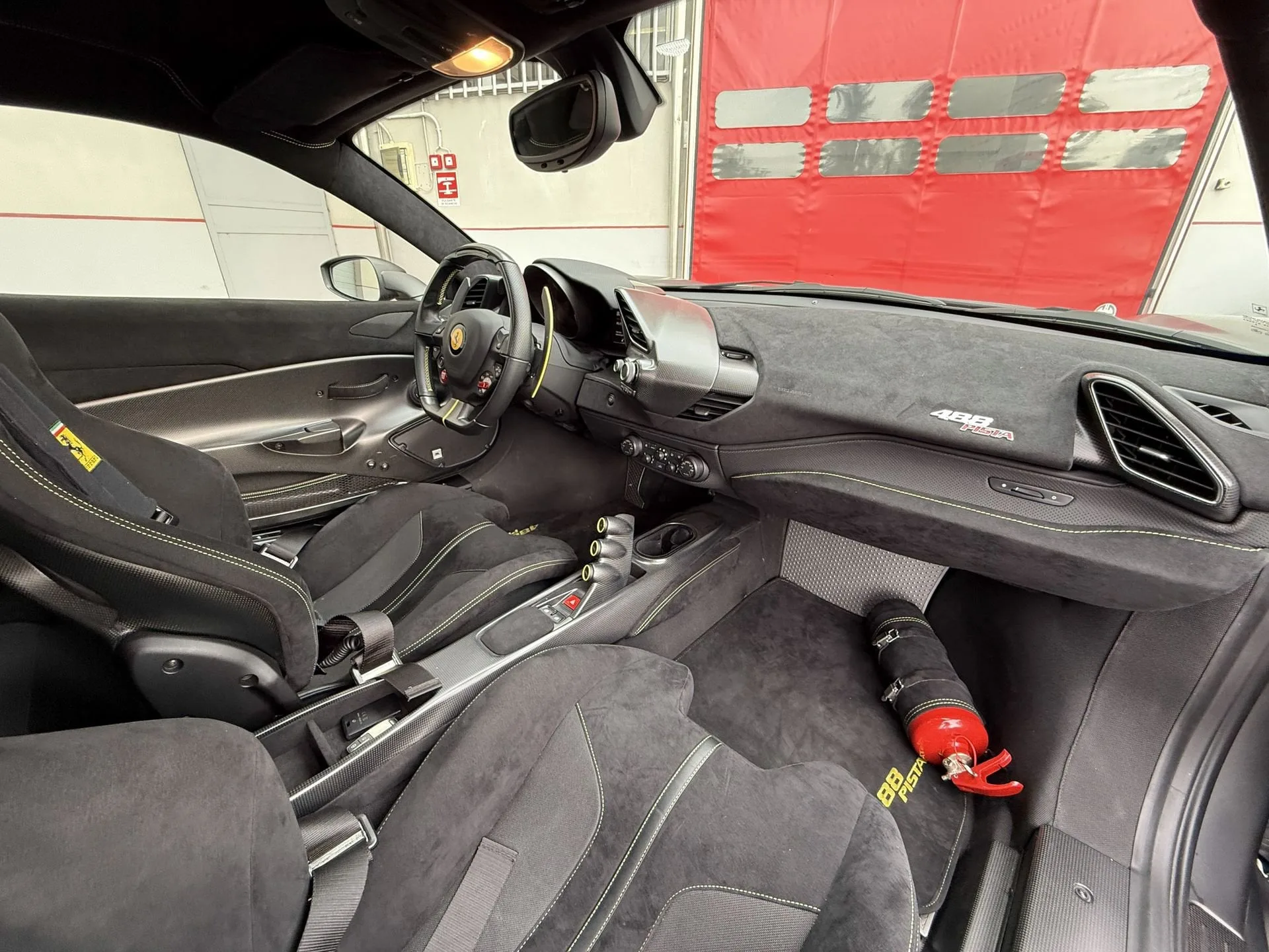2019 Ferrari 488 Pista, 14/22