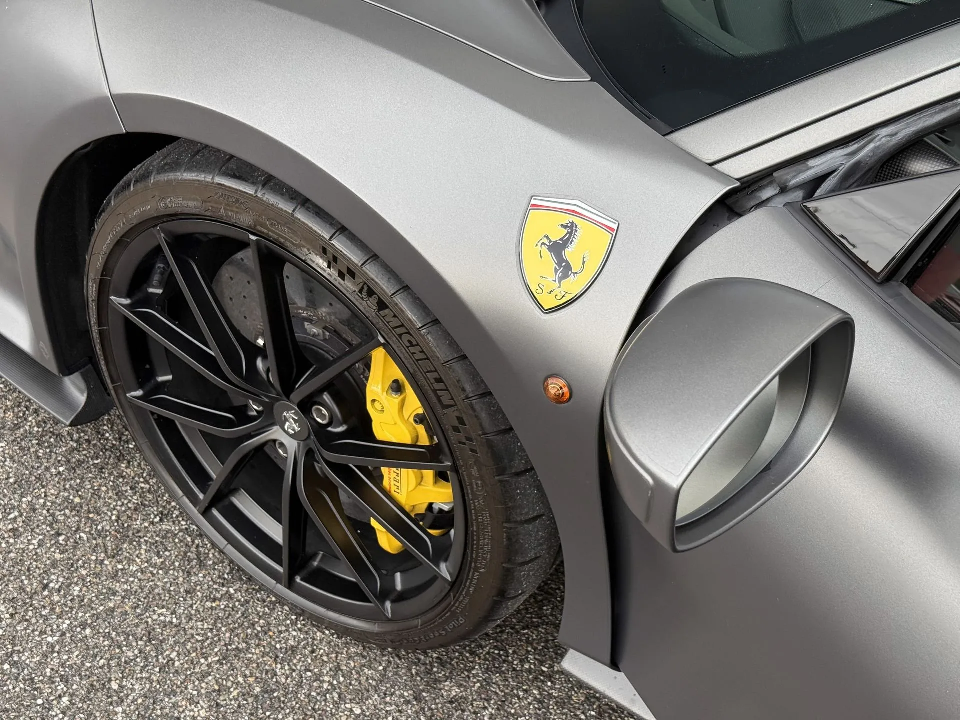 2019 Ferrari 488 Pista, 16/22