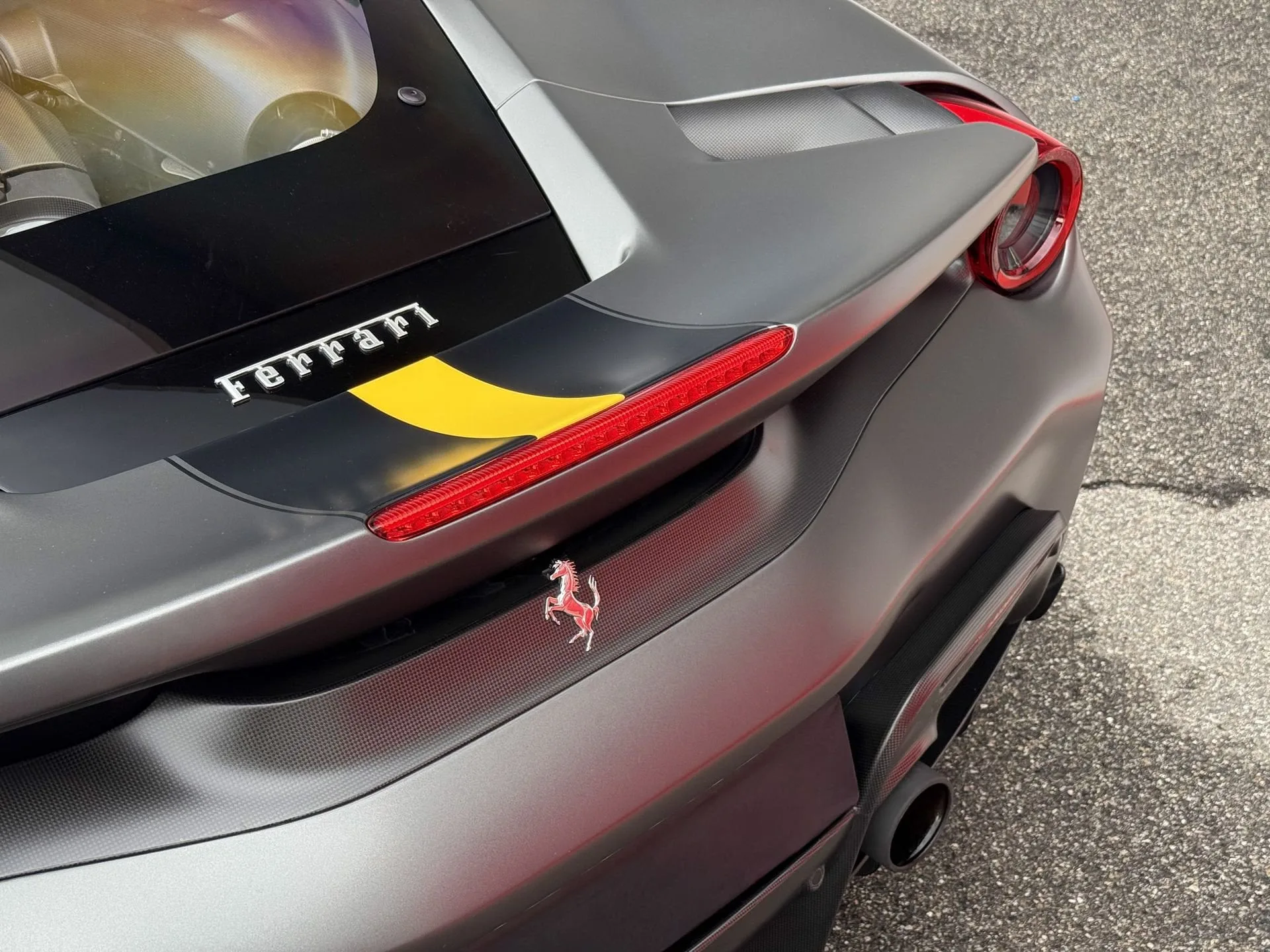2019 Ferrari 488 Pista, 19/22