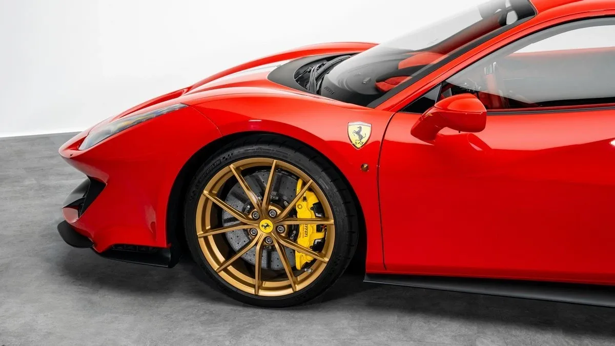 2019 Ferrari 488 Pista, 10/30
