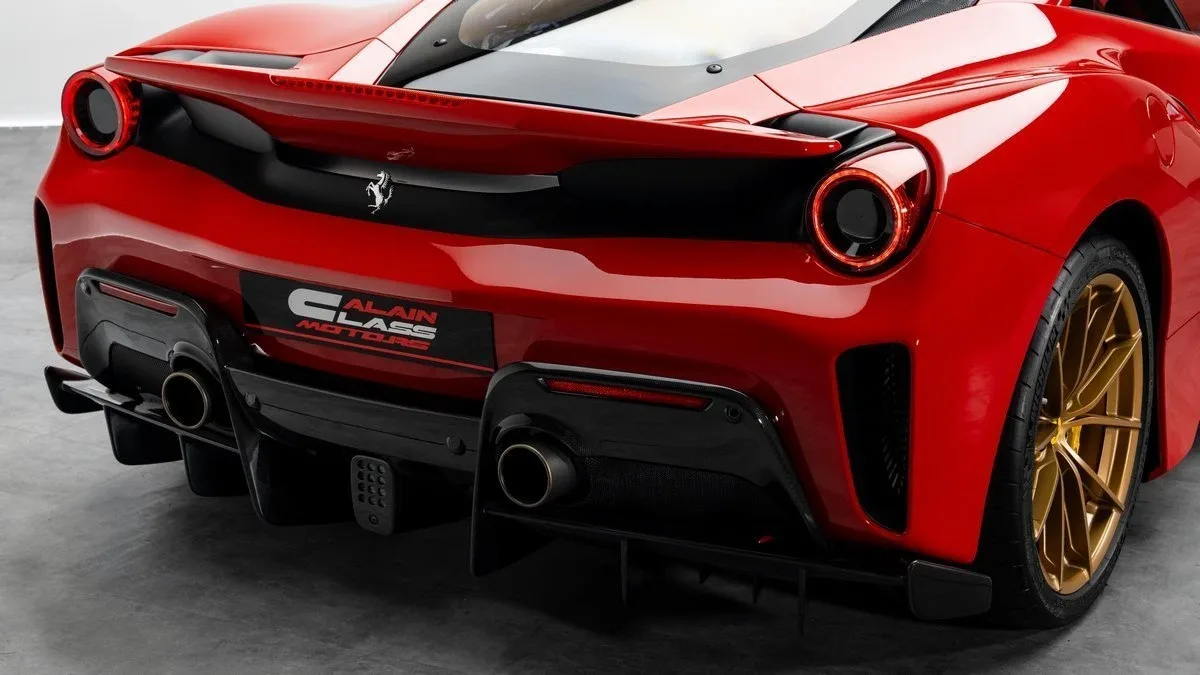 2019 Ferrari 488 Pista, 12/30