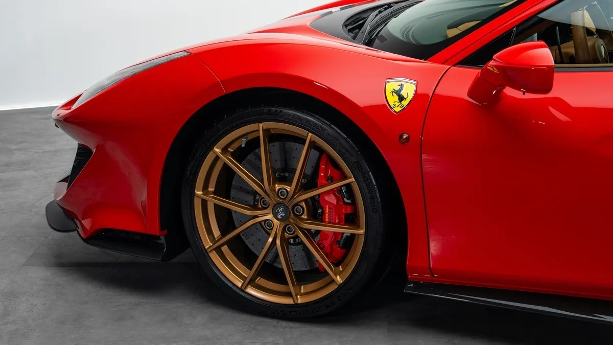 2019 Ferrari 488 Pista, 11/30