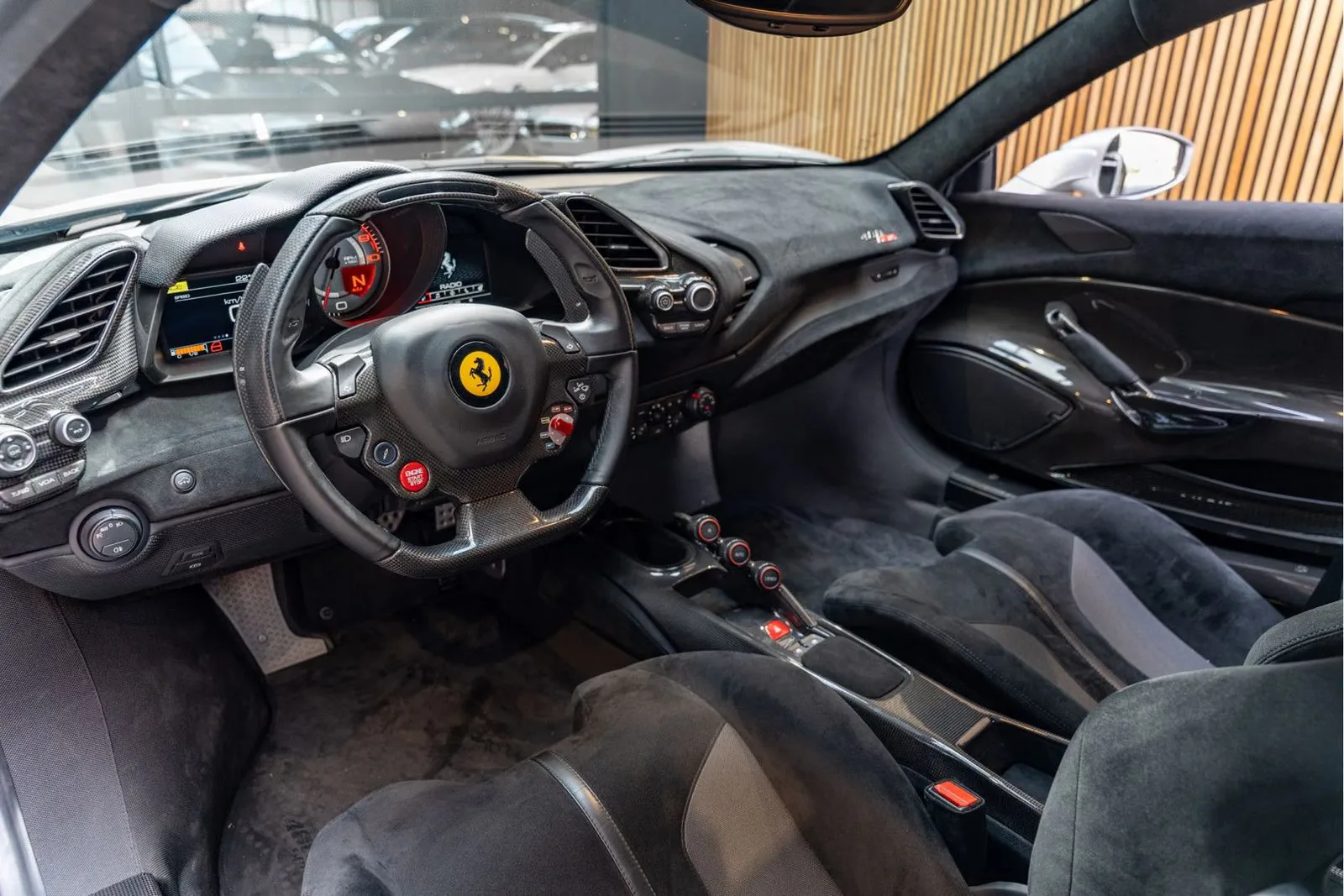 2019 Ferrari 488 Pista, 6/30