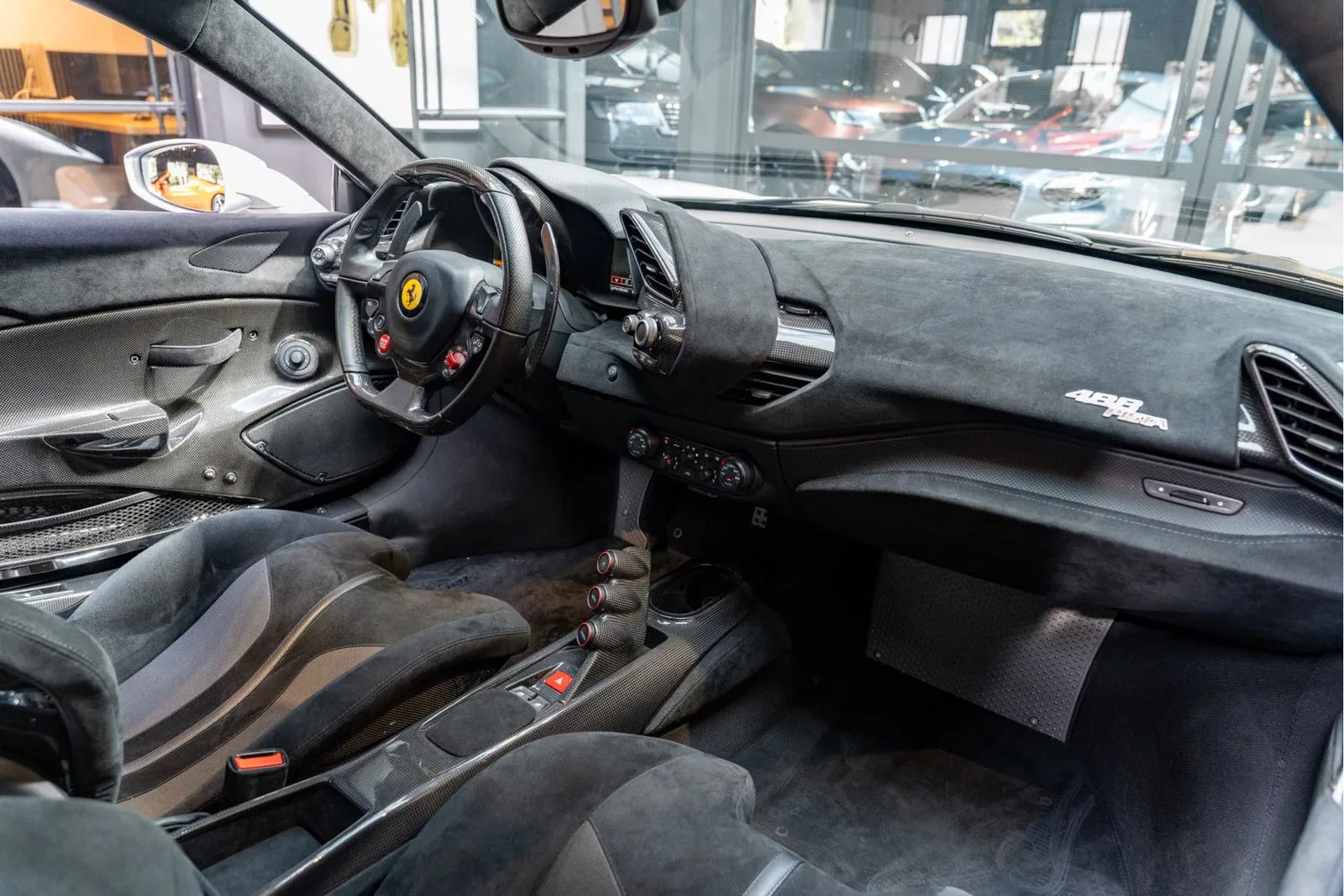 2019 Ferrari 488 Pista, 8/30