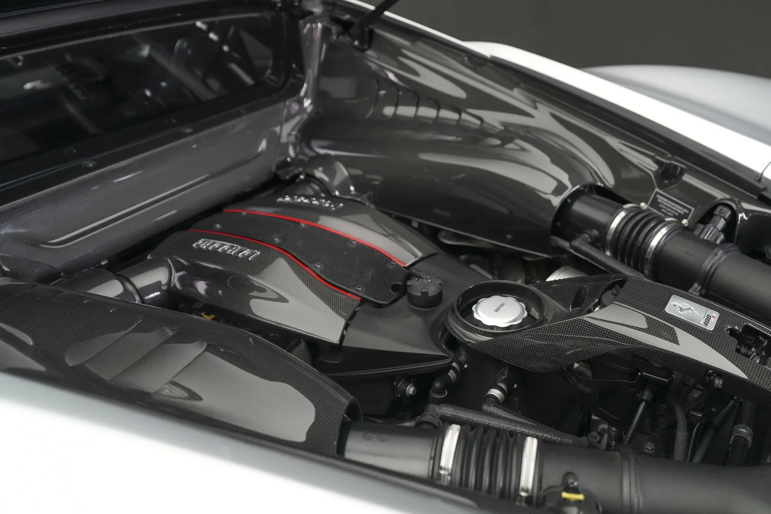 2019 Ferrari 488 Pista, 16/20