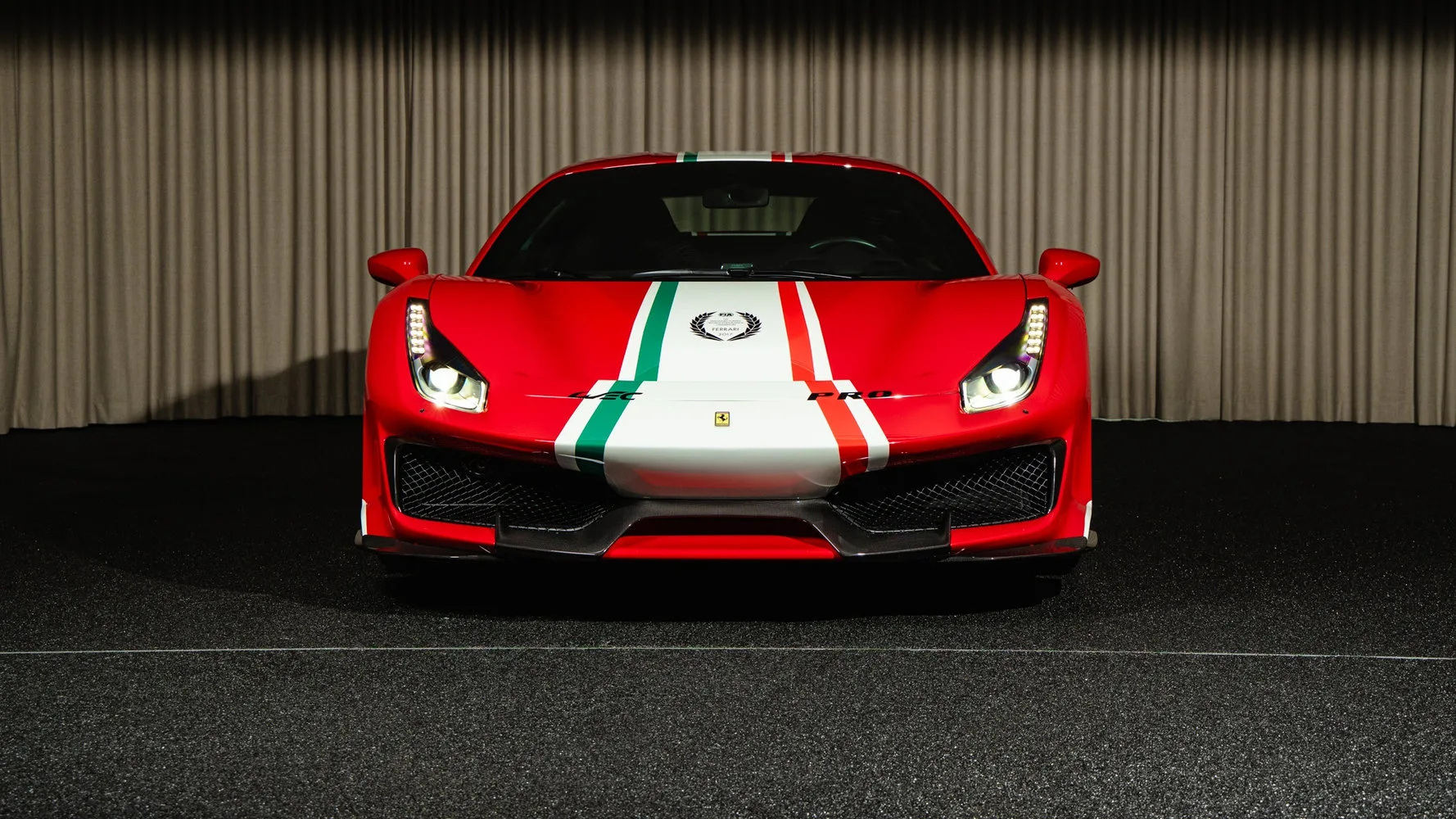 2019 Ferrari 488 Pista Tailor Made Piloti, 2/30
