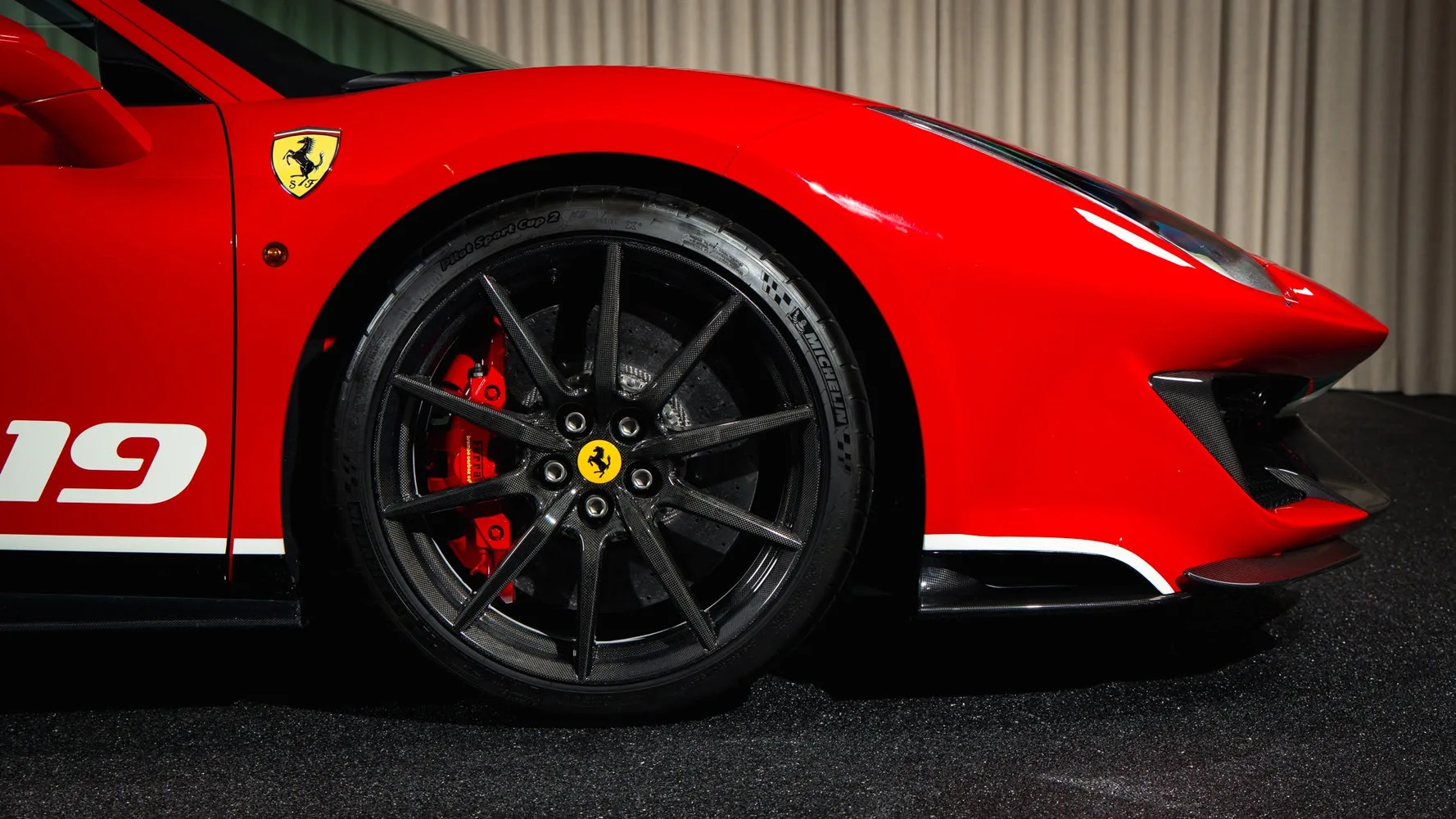 2019 Ferrari 488 Pista Tailor Made Piloti, 23/30