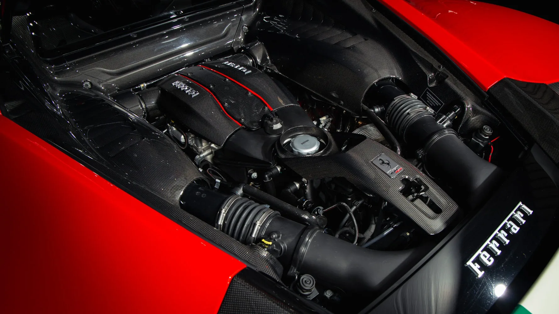 2019 Ferrari 488 Pista Tailor Made Piloti, 26/30