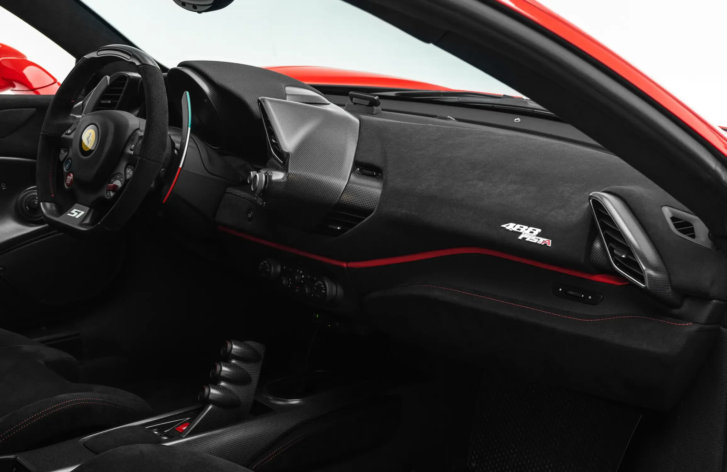 2019 Ferrari 488 Pista Piloti Ferrari, 6/30