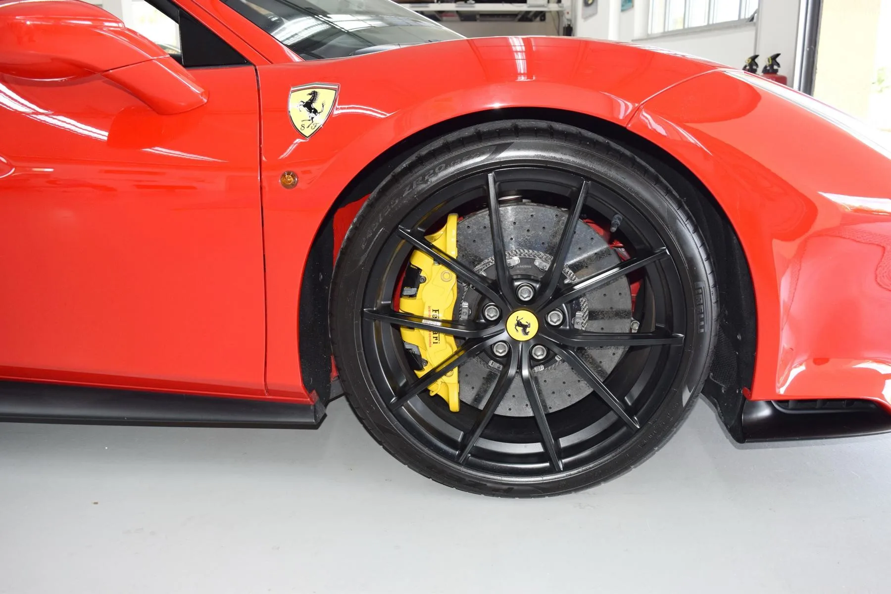 2019 Ferrari 488 Pista, 14/24