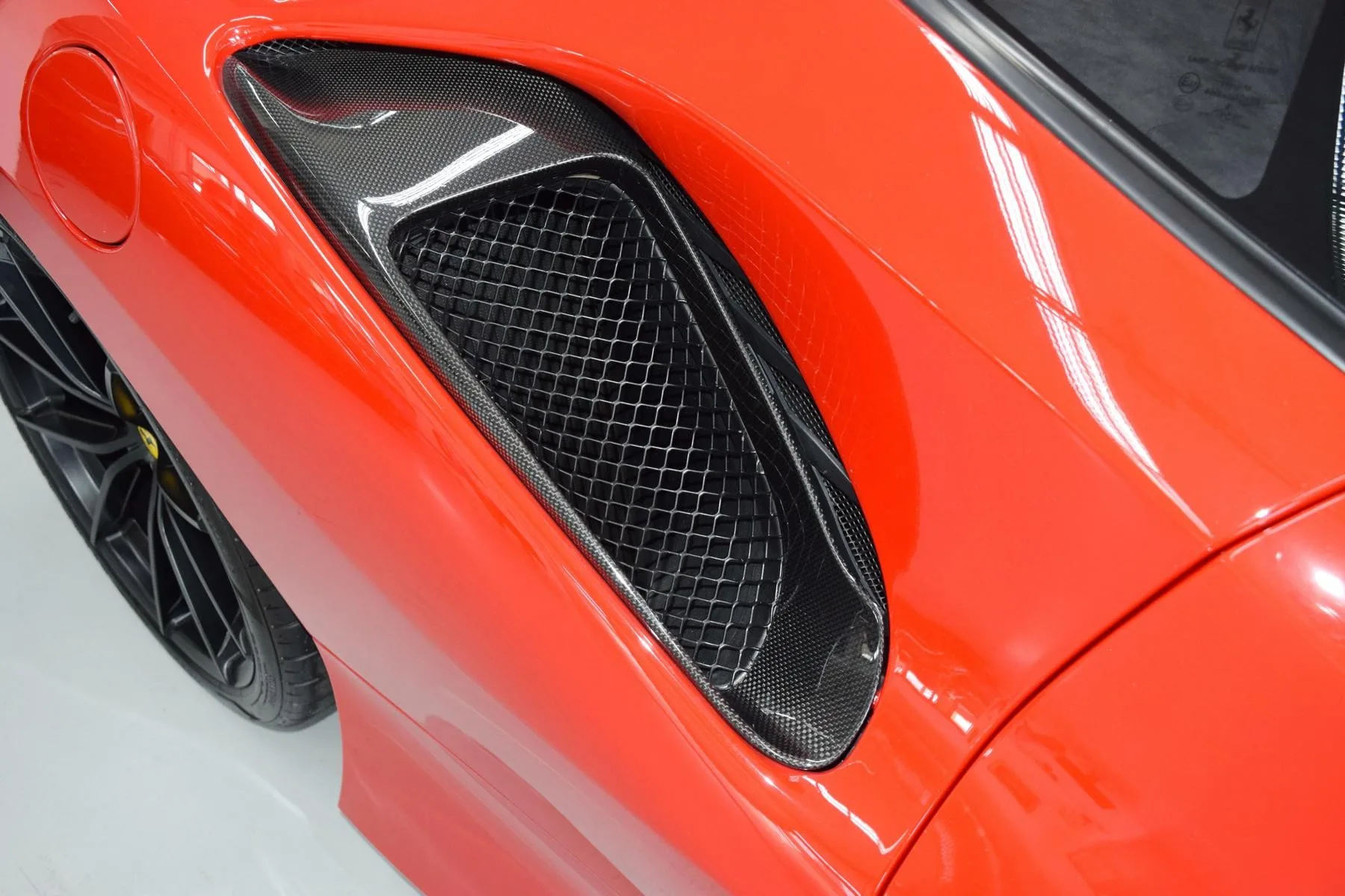 2019 Ferrari 488 Pista, 15/24
