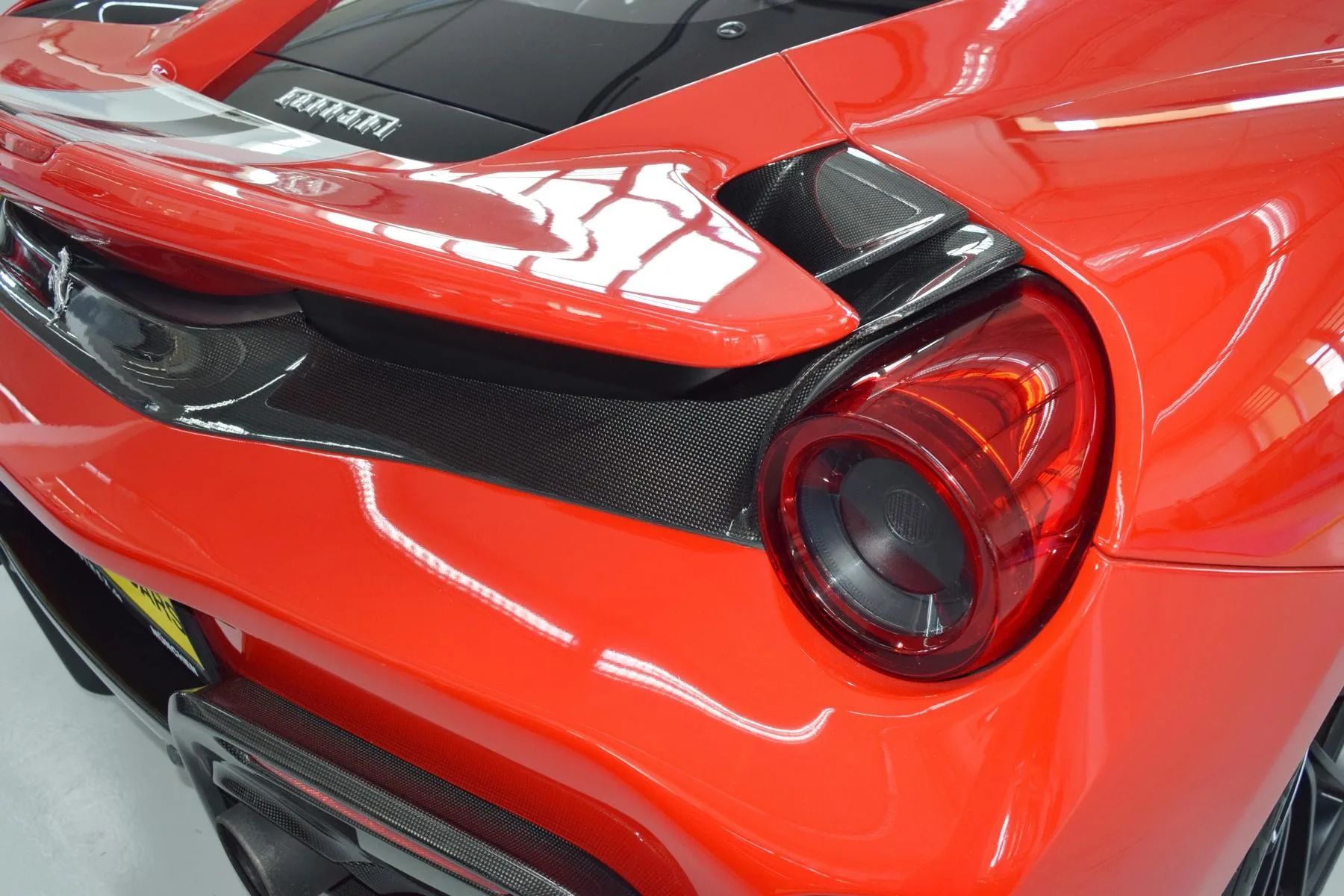 2019 Ferrari 488 Pista, 16/24