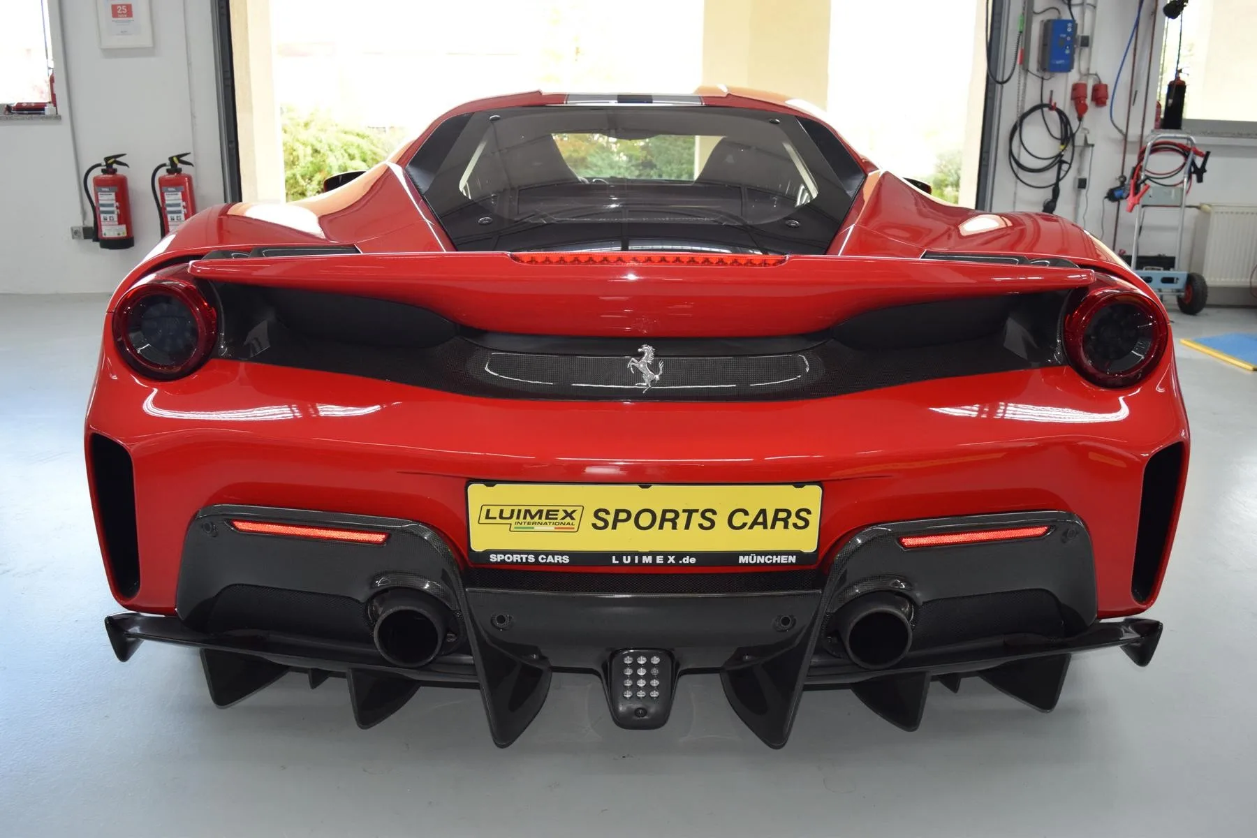 2019 Ferrari 488 Pista, 17/24
