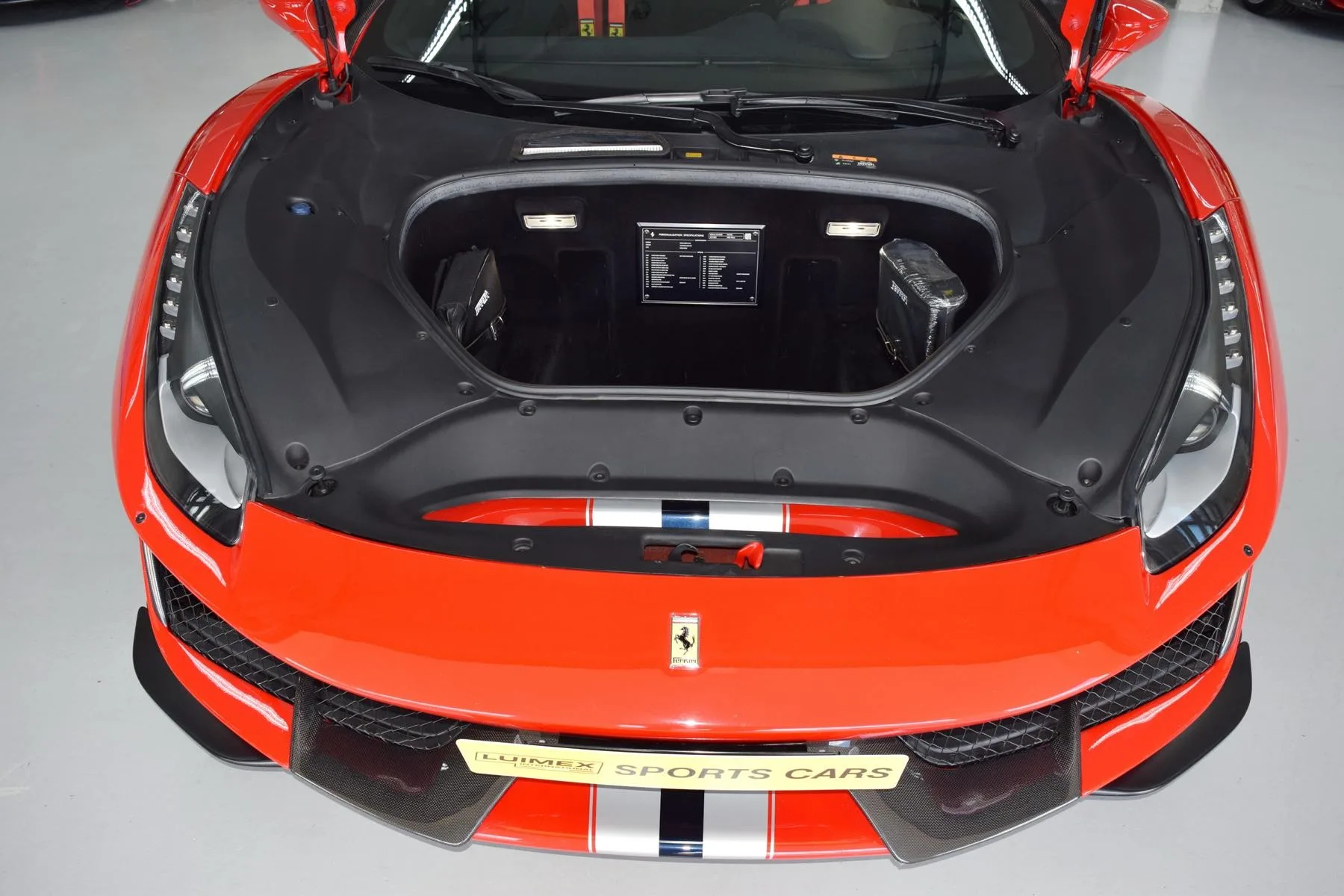 2019 Ferrari 488 Pista, 22/24
