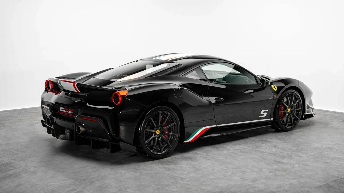 2019 Ferrari 488 Pista proposée par un concessionnaire spécialisé à Dubai, Émirats arabes unis, photo 3 sur 25