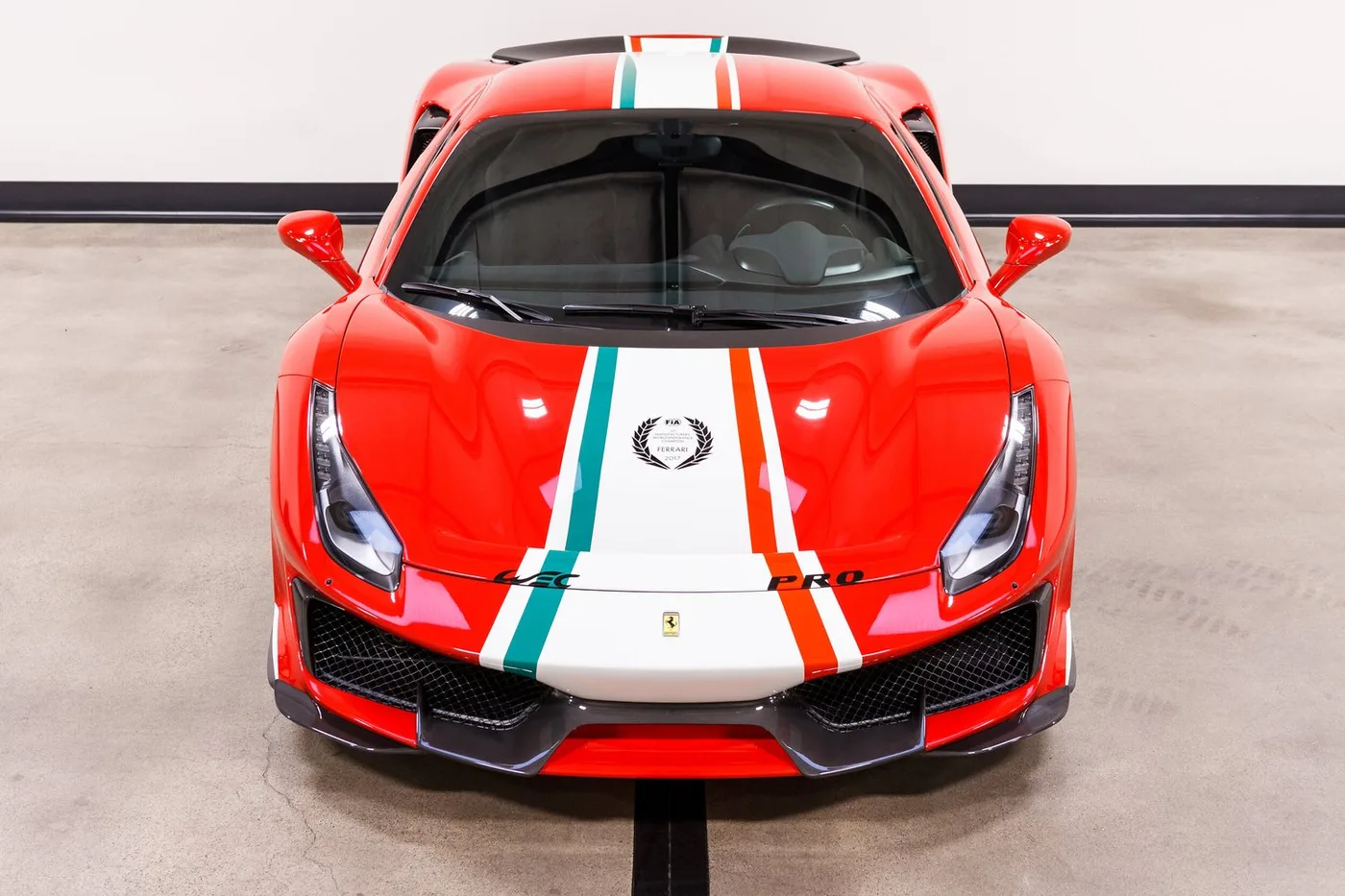 2019 Ferrari 488 Pista verkauft von einem Fachhändler in Costa Mesa, Vereinigte Staaten, Foto 12 von 15
