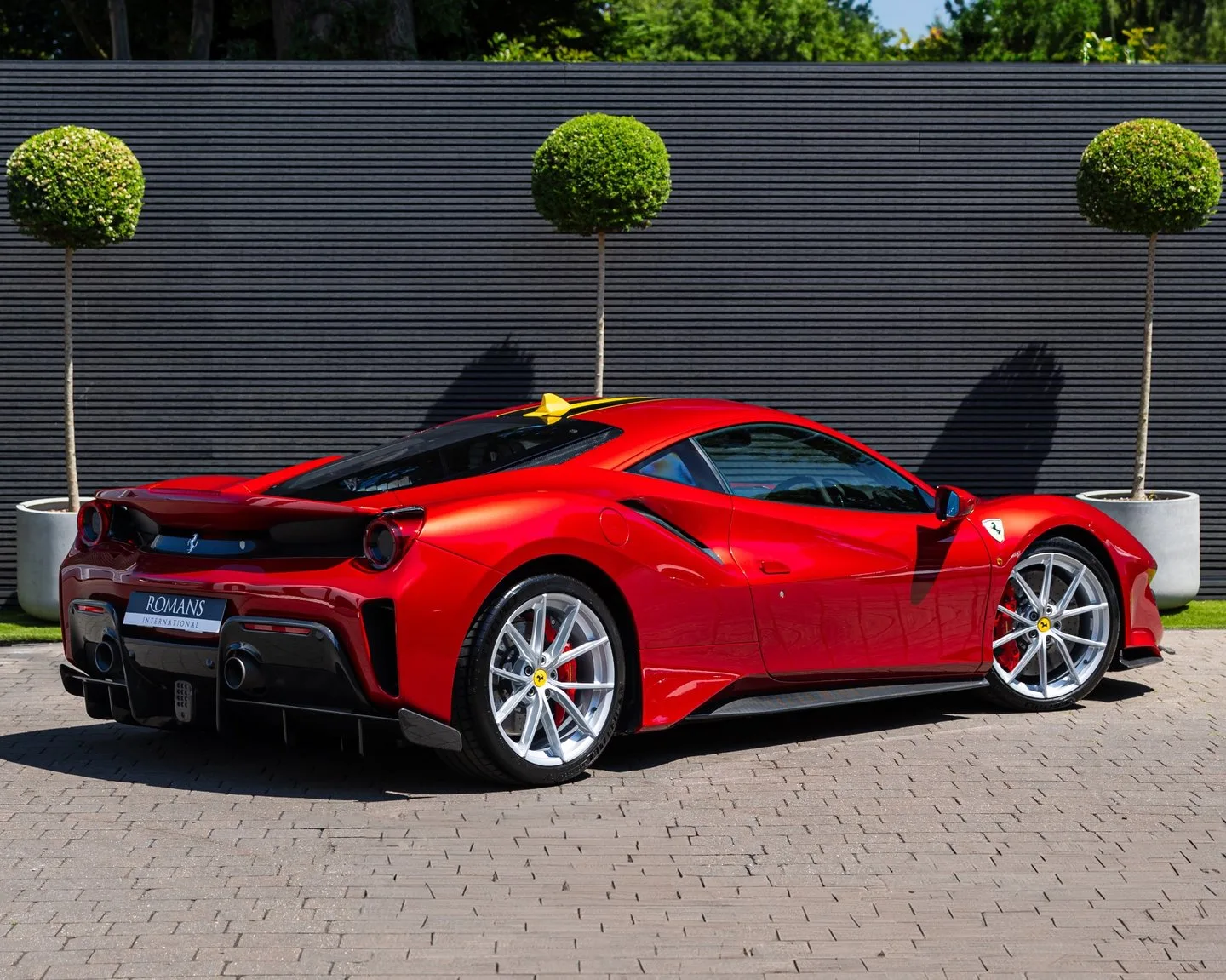 2019 Ferrari 488 Pista, 3/30
