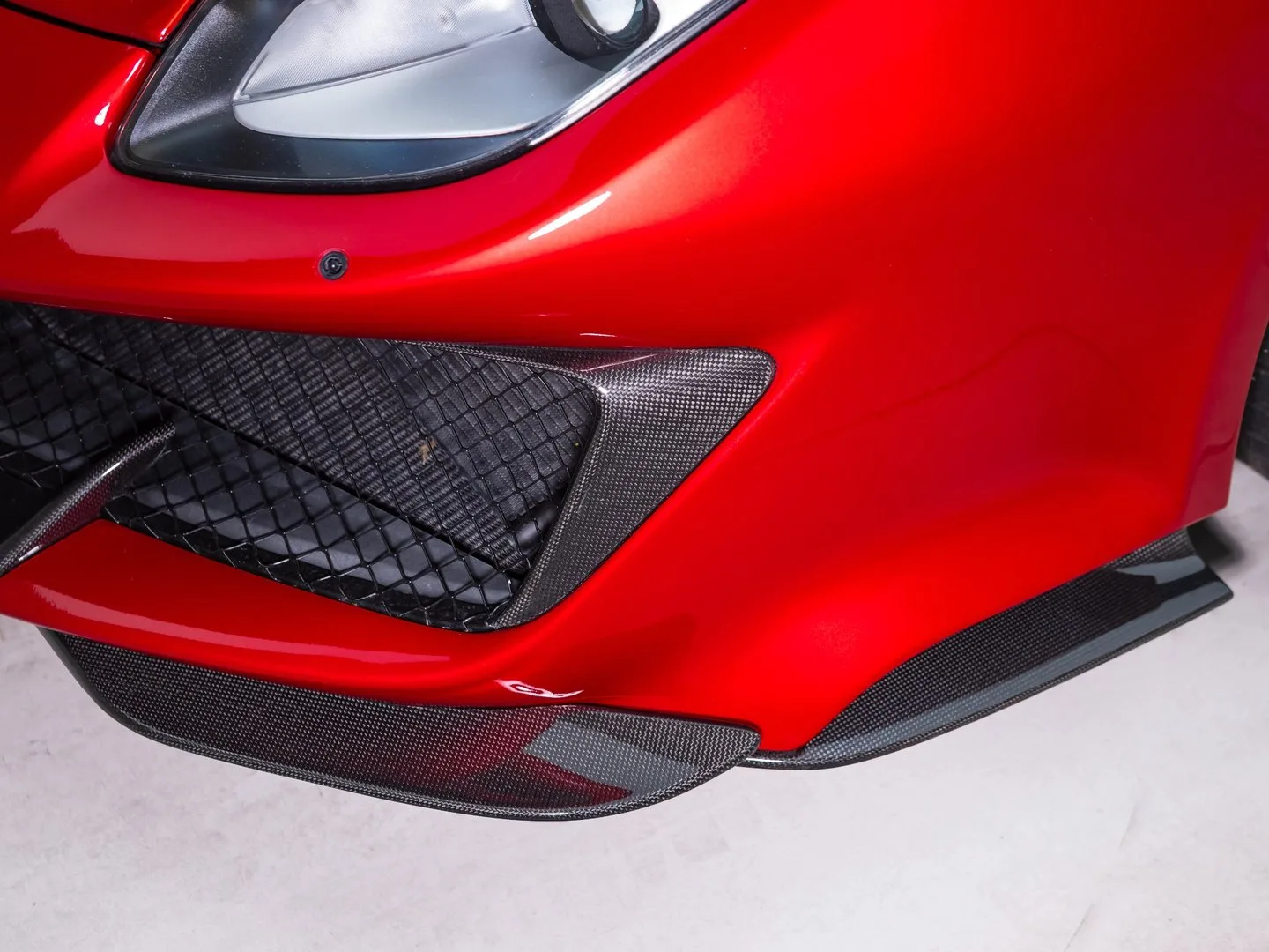 2019 Ferrari 488 Pista, 10/30