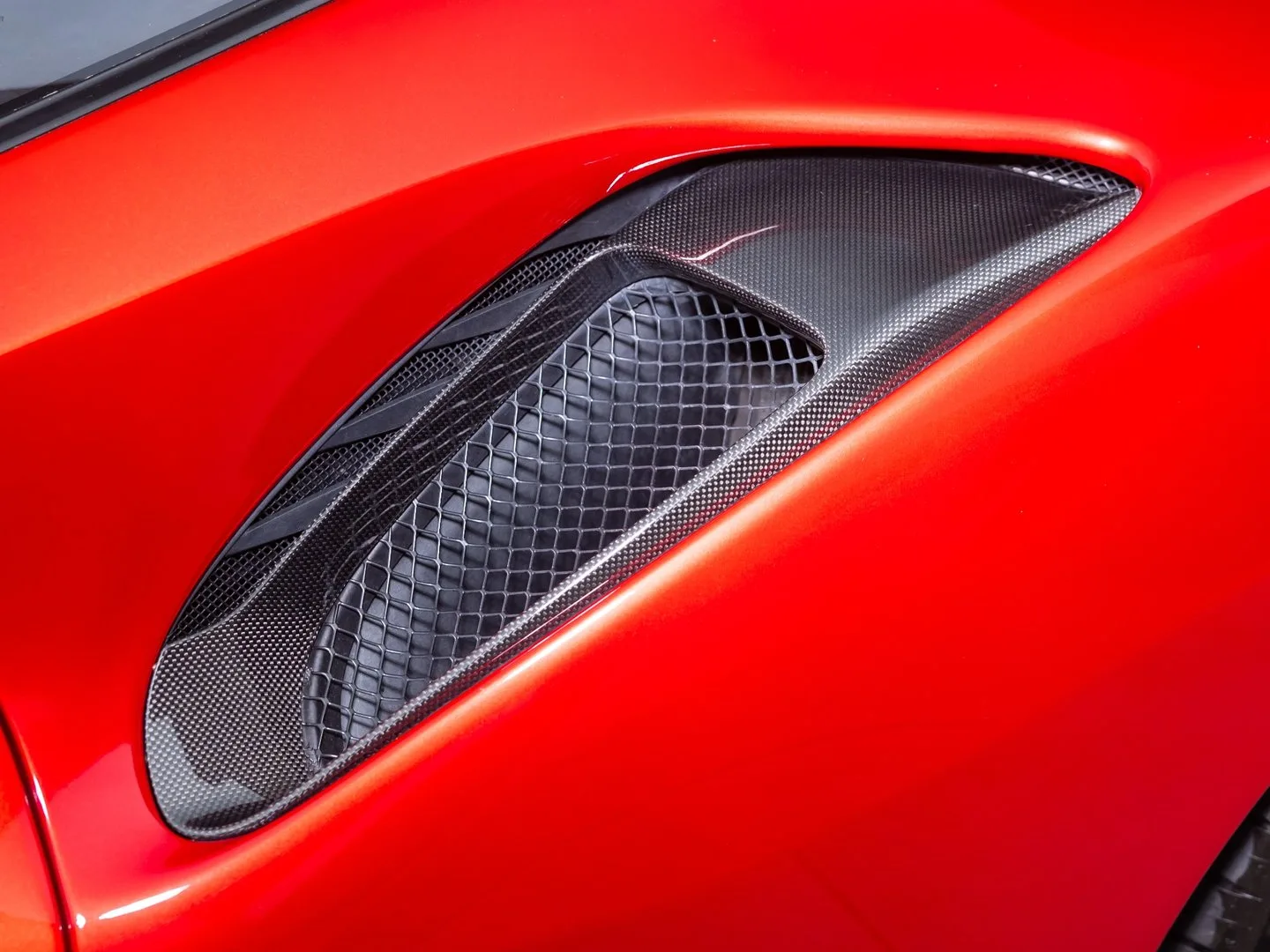 2019 Ferrari 488 Pista, 12/30