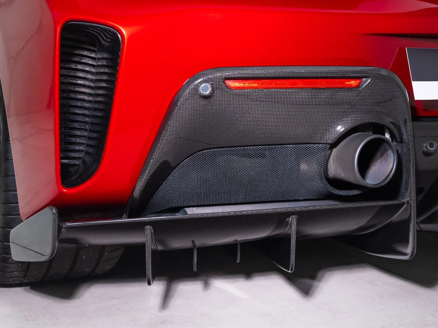 2019 Ferrari 488 Pista, 15/30