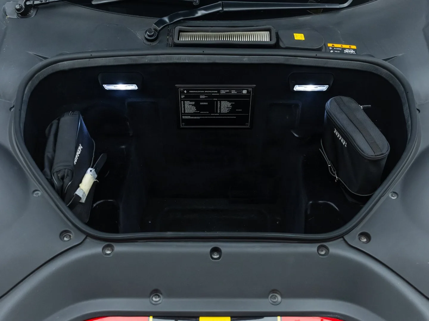 2019 Ferrari 488 Pista, 29/30