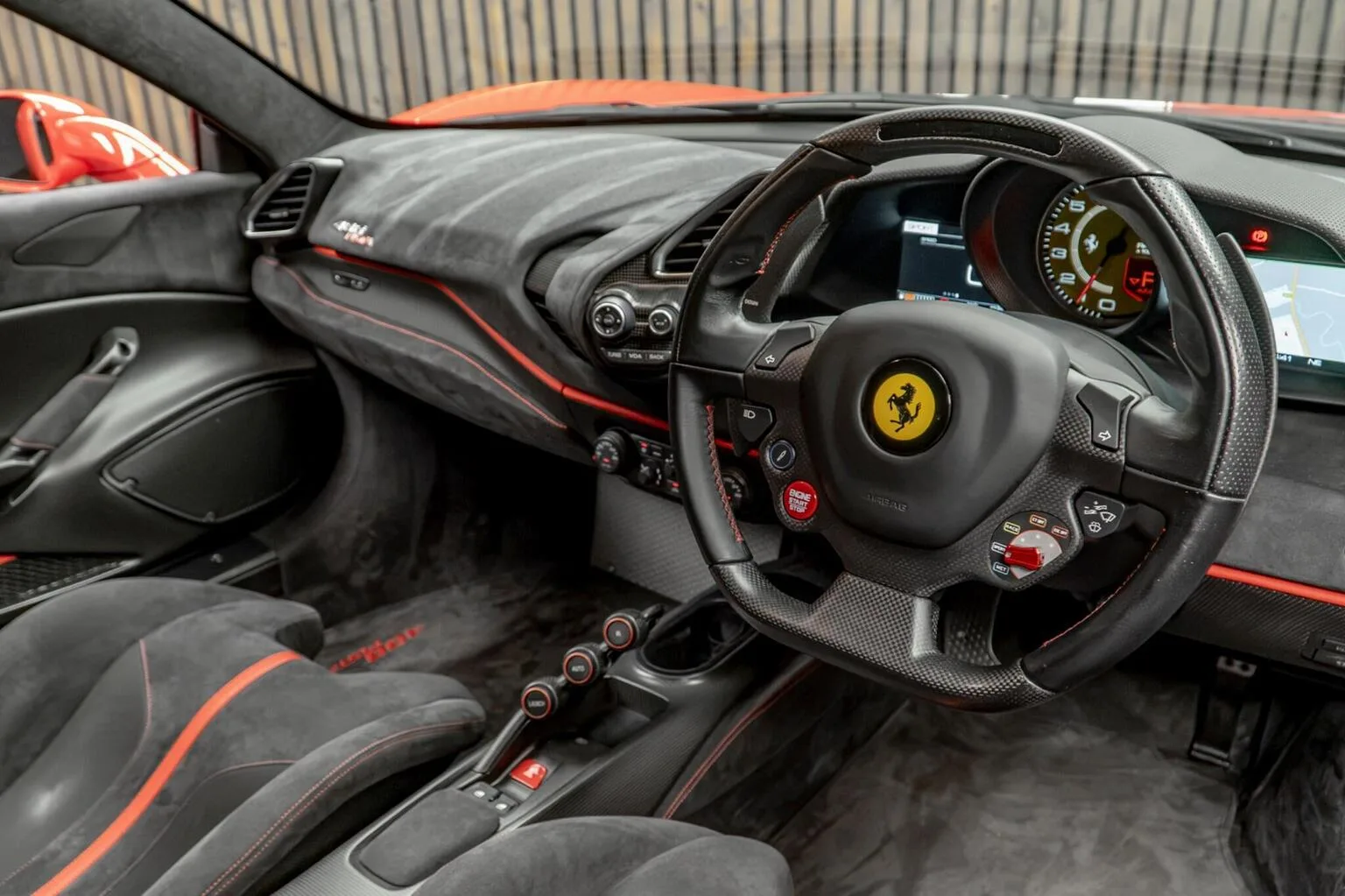 2019 Ferrari 488 Pista, 25/30