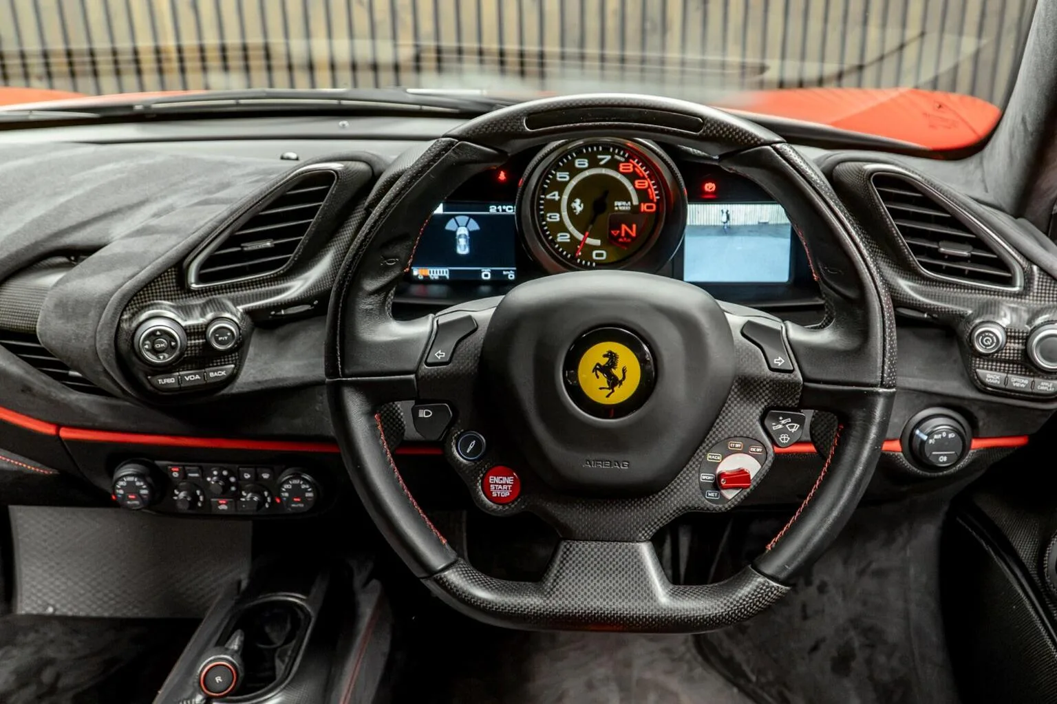 2019 Ferrari 488 Pista, 28/30