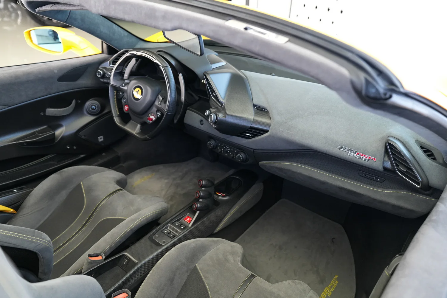 2019 Ferrari 488 Pista Spider, 11/20