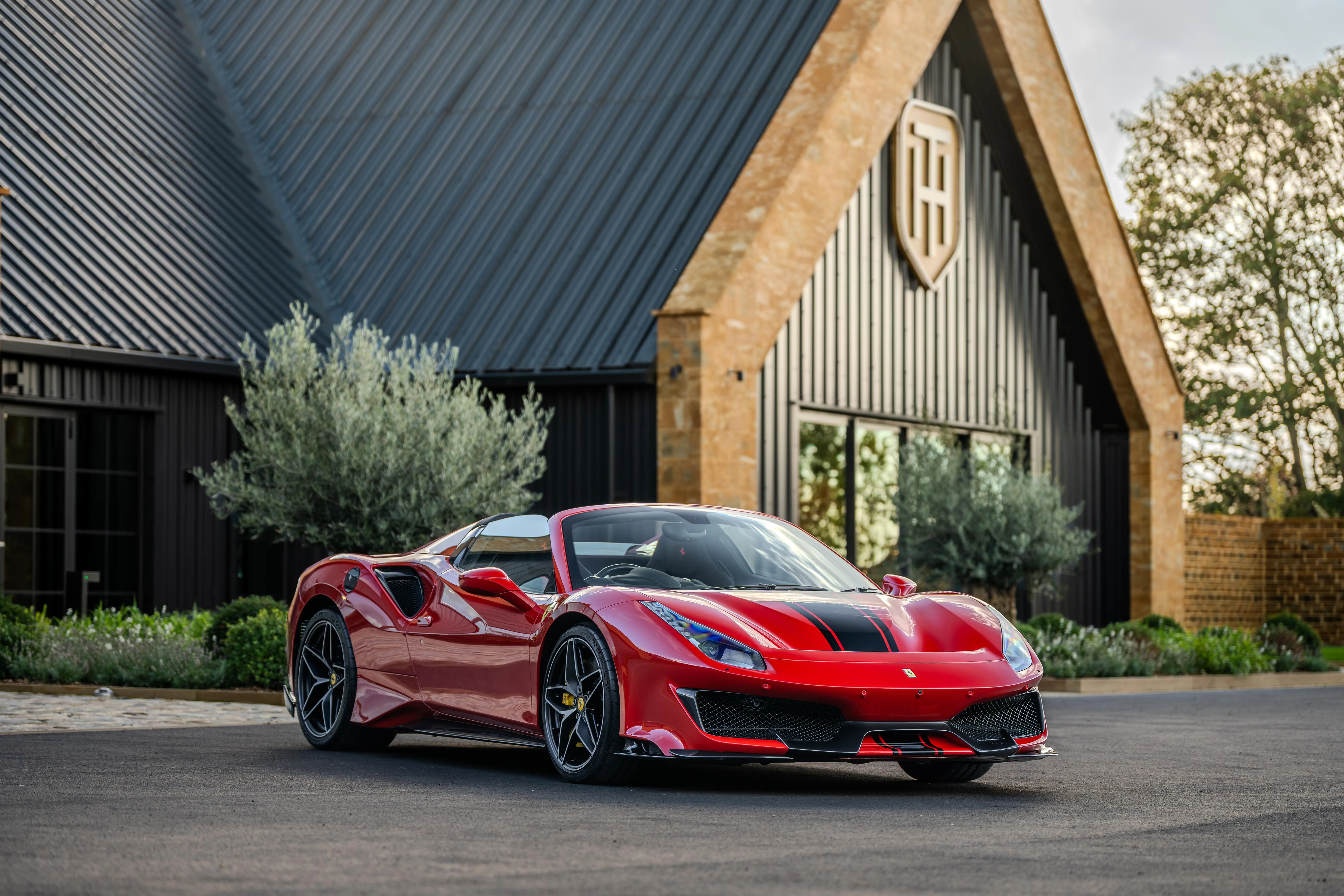2019 Ferrari 488 Pista Spider, 2/30