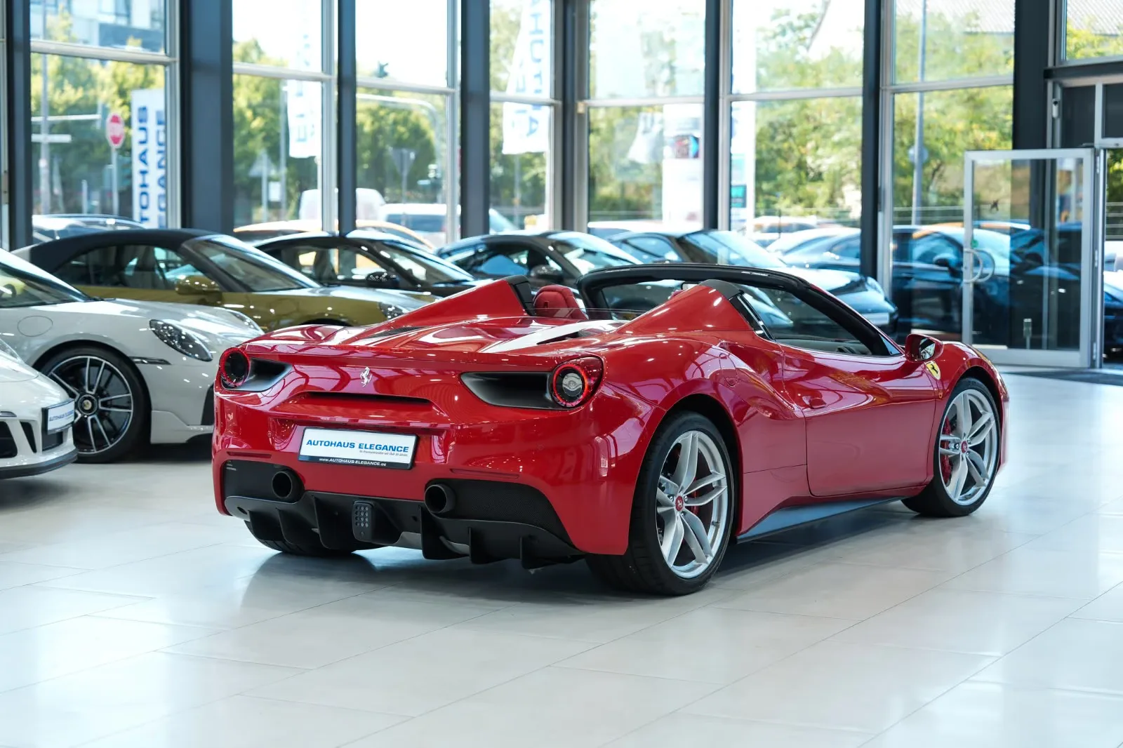 2019 Ferrari 488 Spider, 2/30