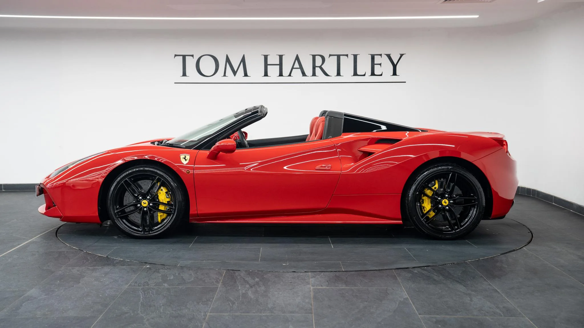 2019 Ferrari 488 Spider Atelier, 4/30