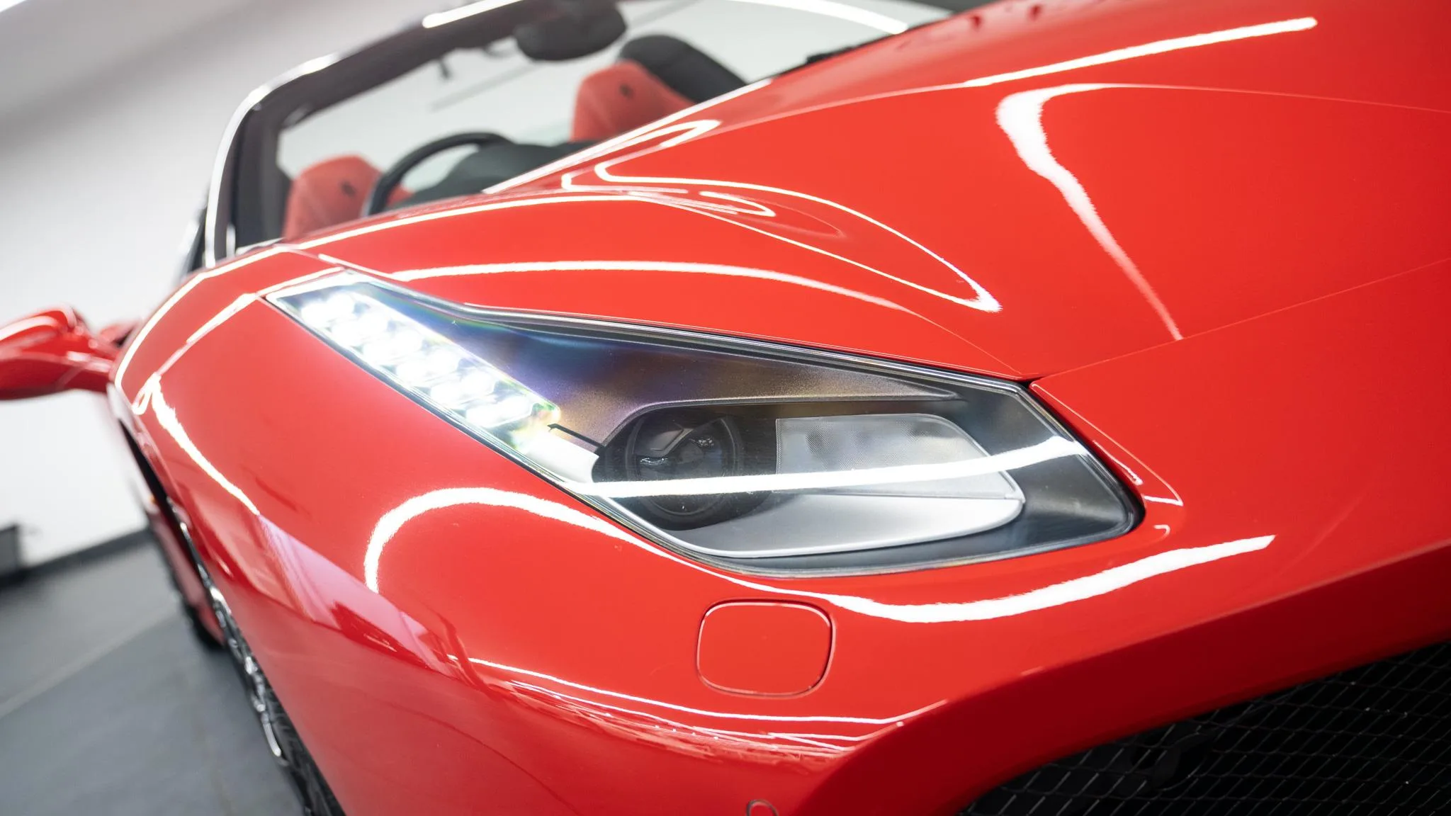2019 Ferrari 488 Spider Atelier, 12/30