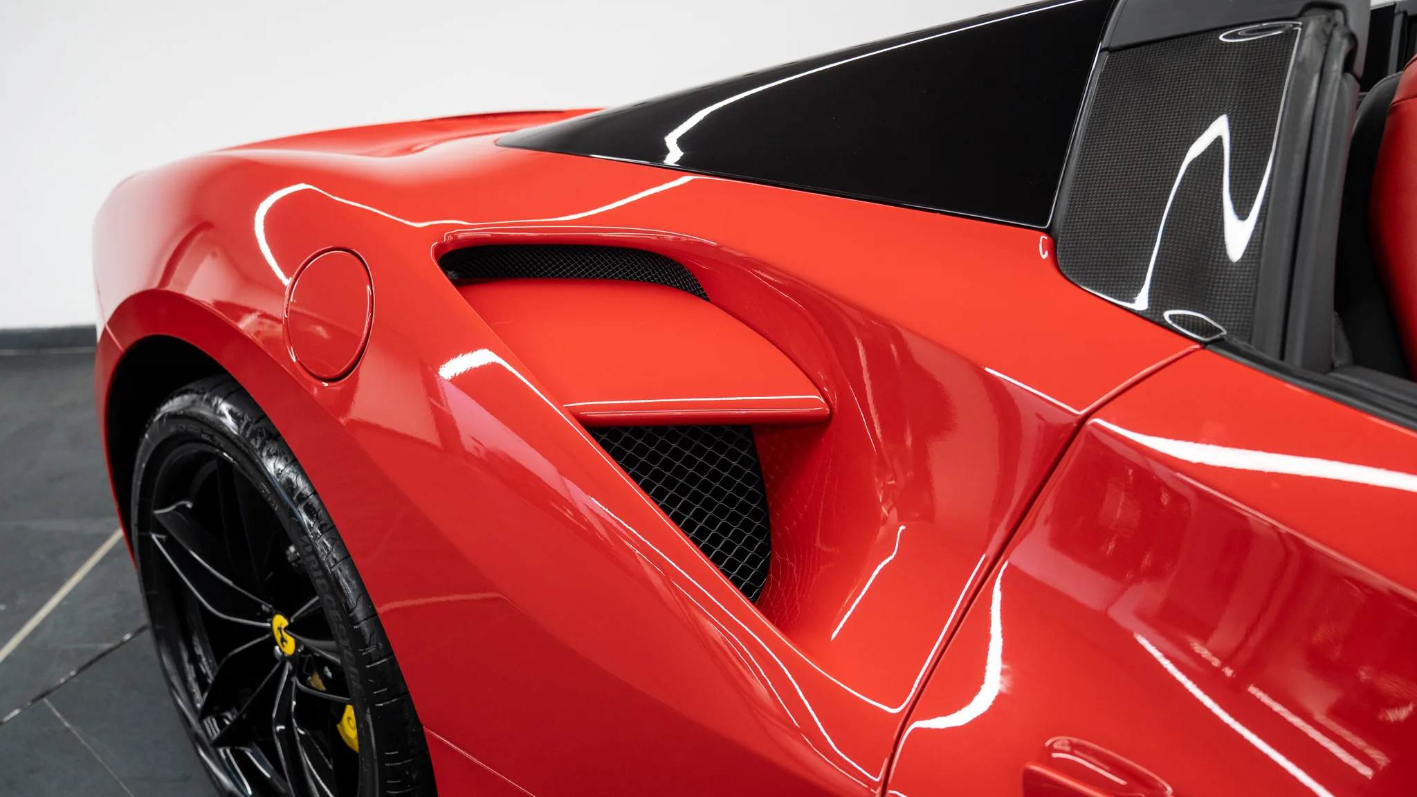 2019 Ferrari 488 Spider Atelier, 14/30