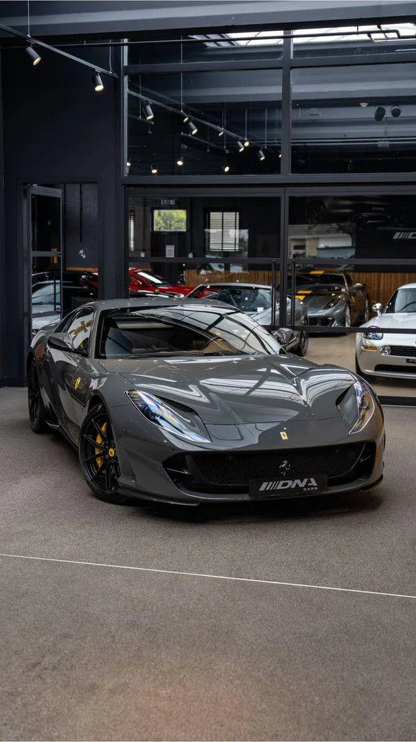2019 Ferrari 812 Superfast, 24/30