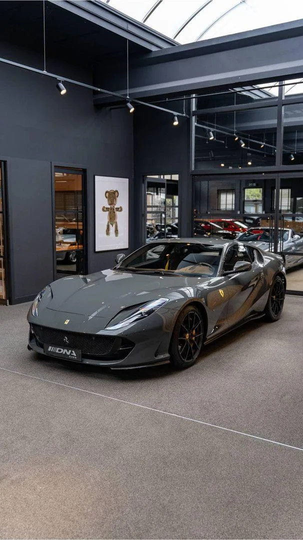 2019 Ferrari 812 Superfast, 25/30