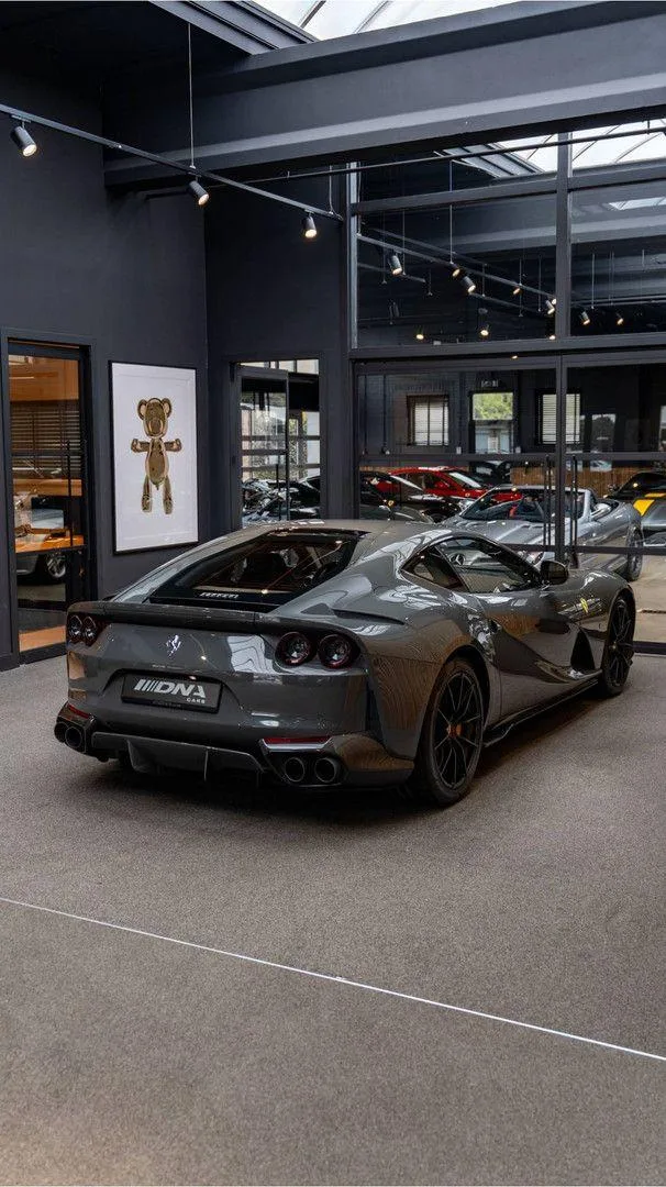 2019 Ferrari 812 Superfast, 29/30