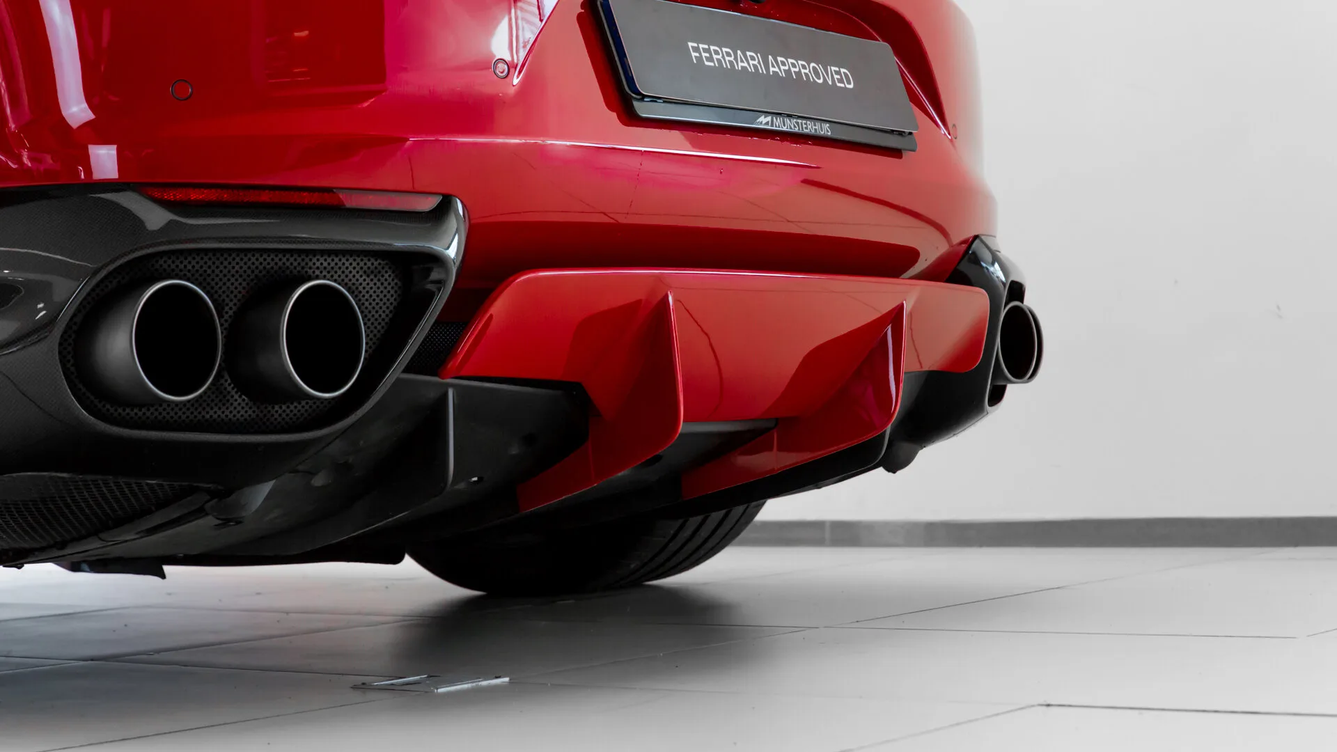 2019 Ferrari 812 Superfast, 28/30