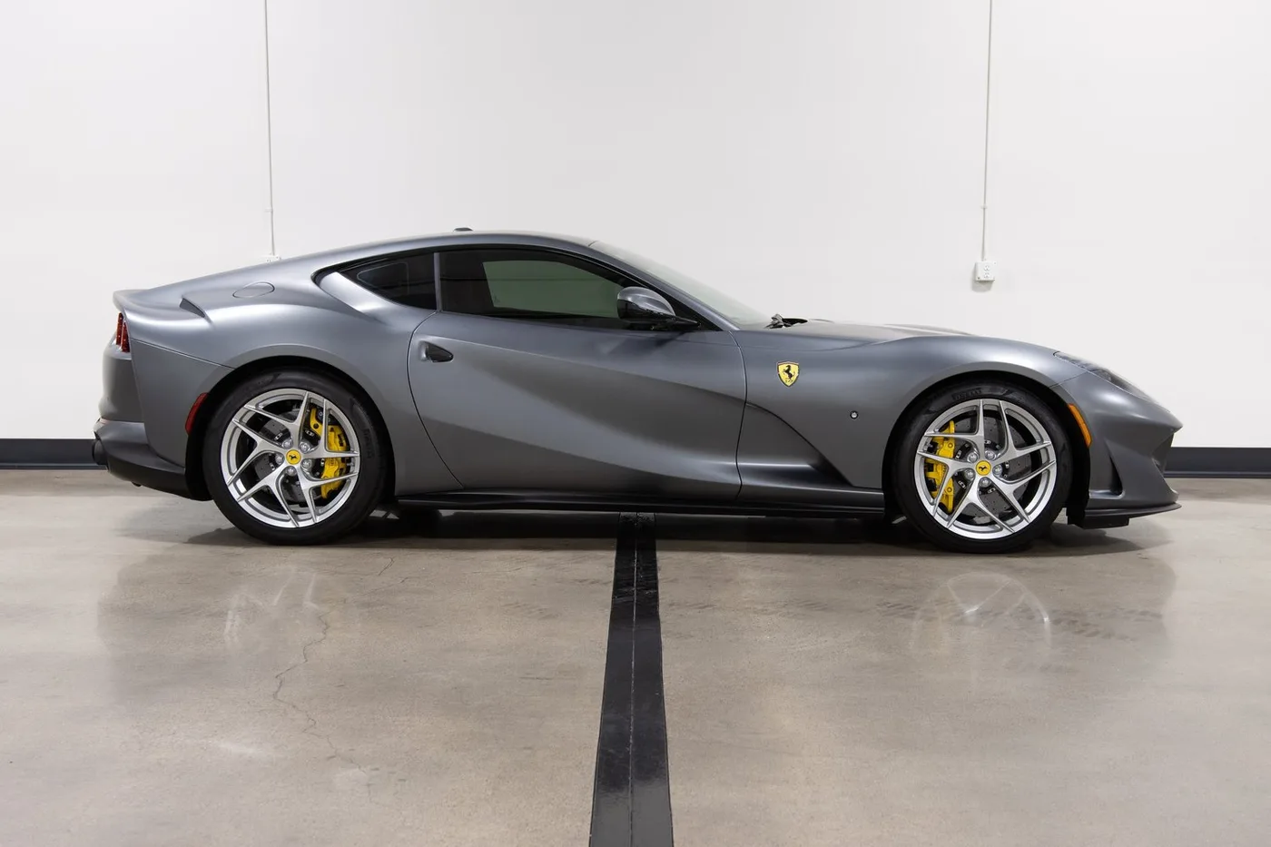 2019 Ferrari 812 Superfast sold by a specialist dealer in Costa Mesa, United States, photo 9 of 15