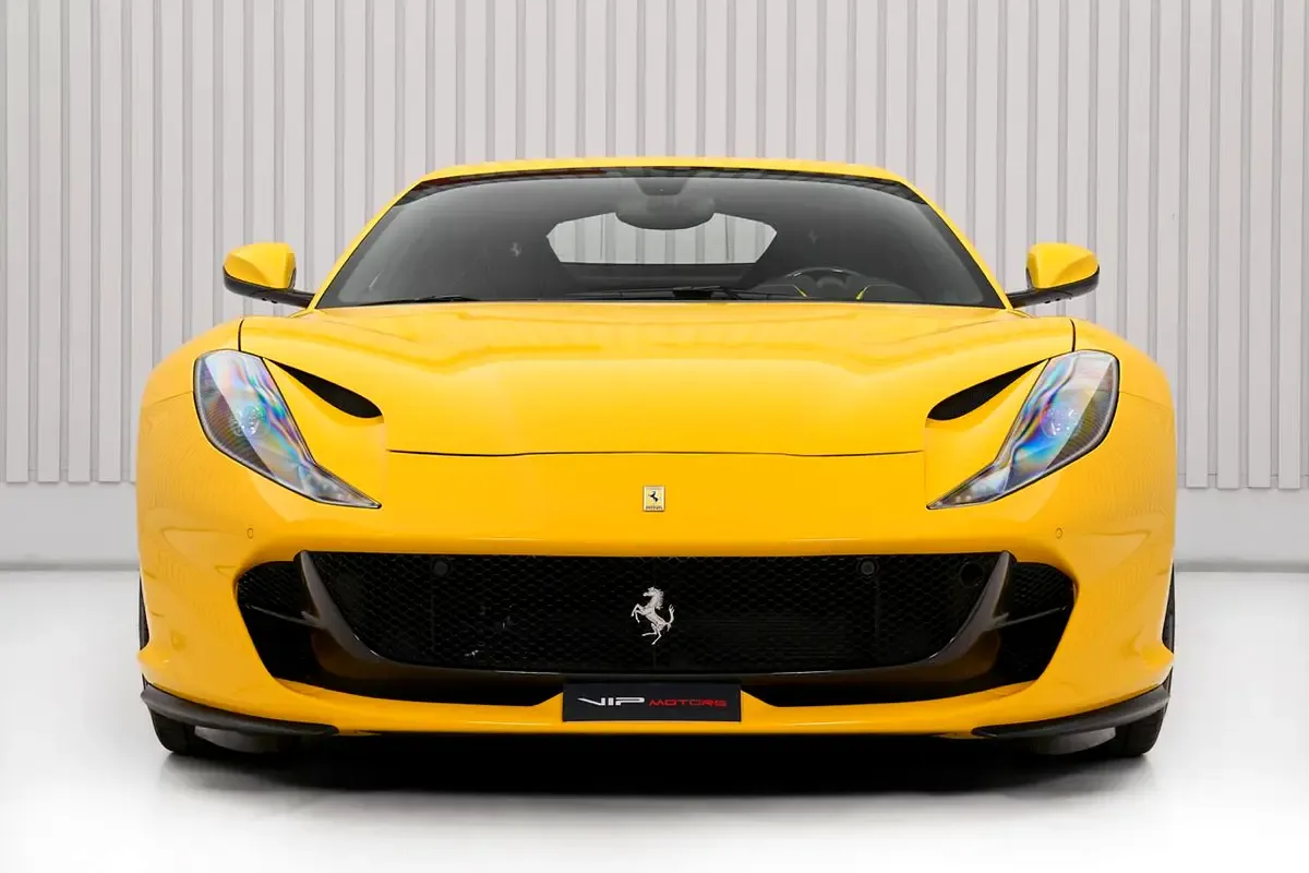 2019 Ferrari 812 Superfast, 2/9