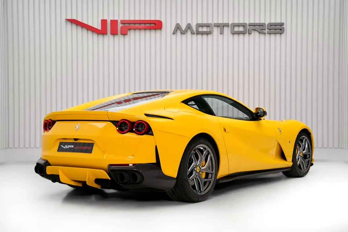2019 Ferrari 812 Superfast, 4/9