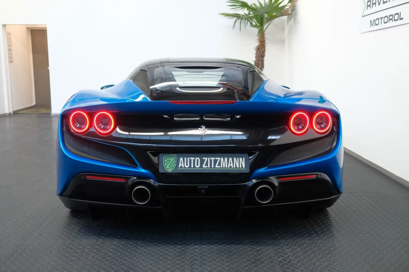 2019 Ferrari F8 Tributo proposée par un concessionnaire spécialisé à Nuremberg, Allemagne, photo 8 sur 15