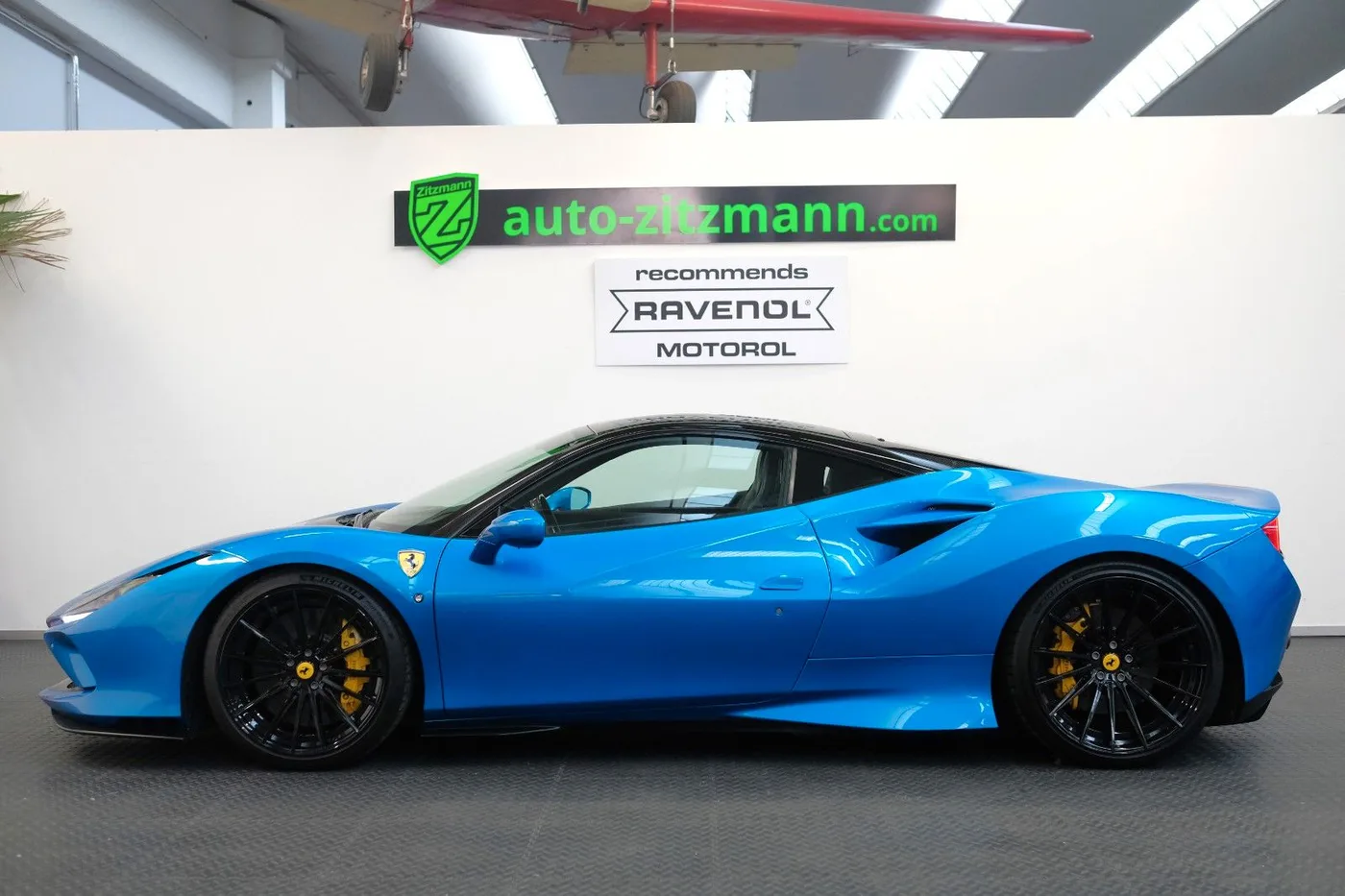2019 Ferrari F8 Tributo proposée par un concessionnaire spécialisé à Nuremberg, Allemagne, photo 10 sur 15