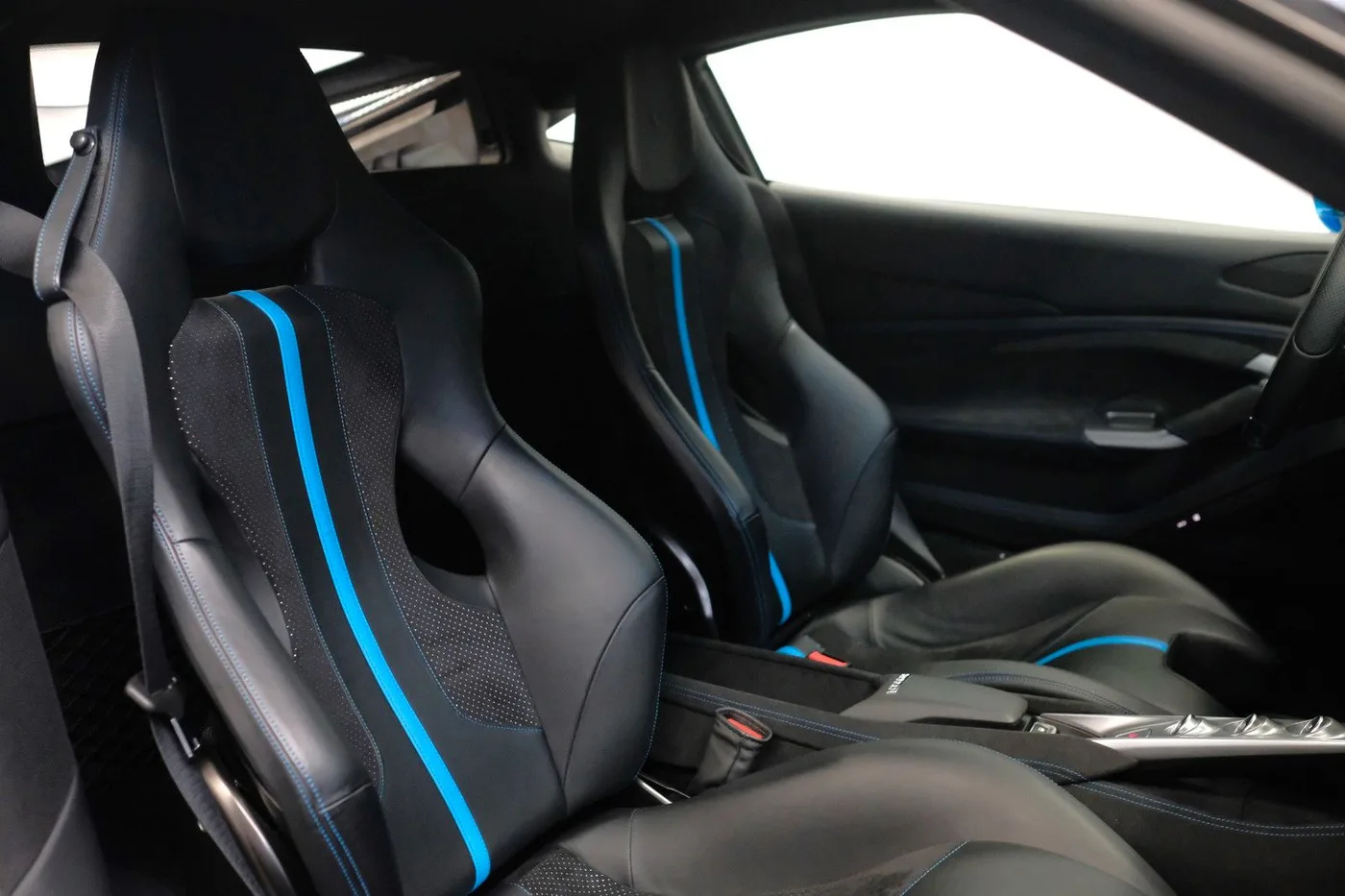 2019 Ferrari F8 Tributo proposée par un concessionnaire spécialisé à Nuremberg, Allemagne, photo 14 sur 15